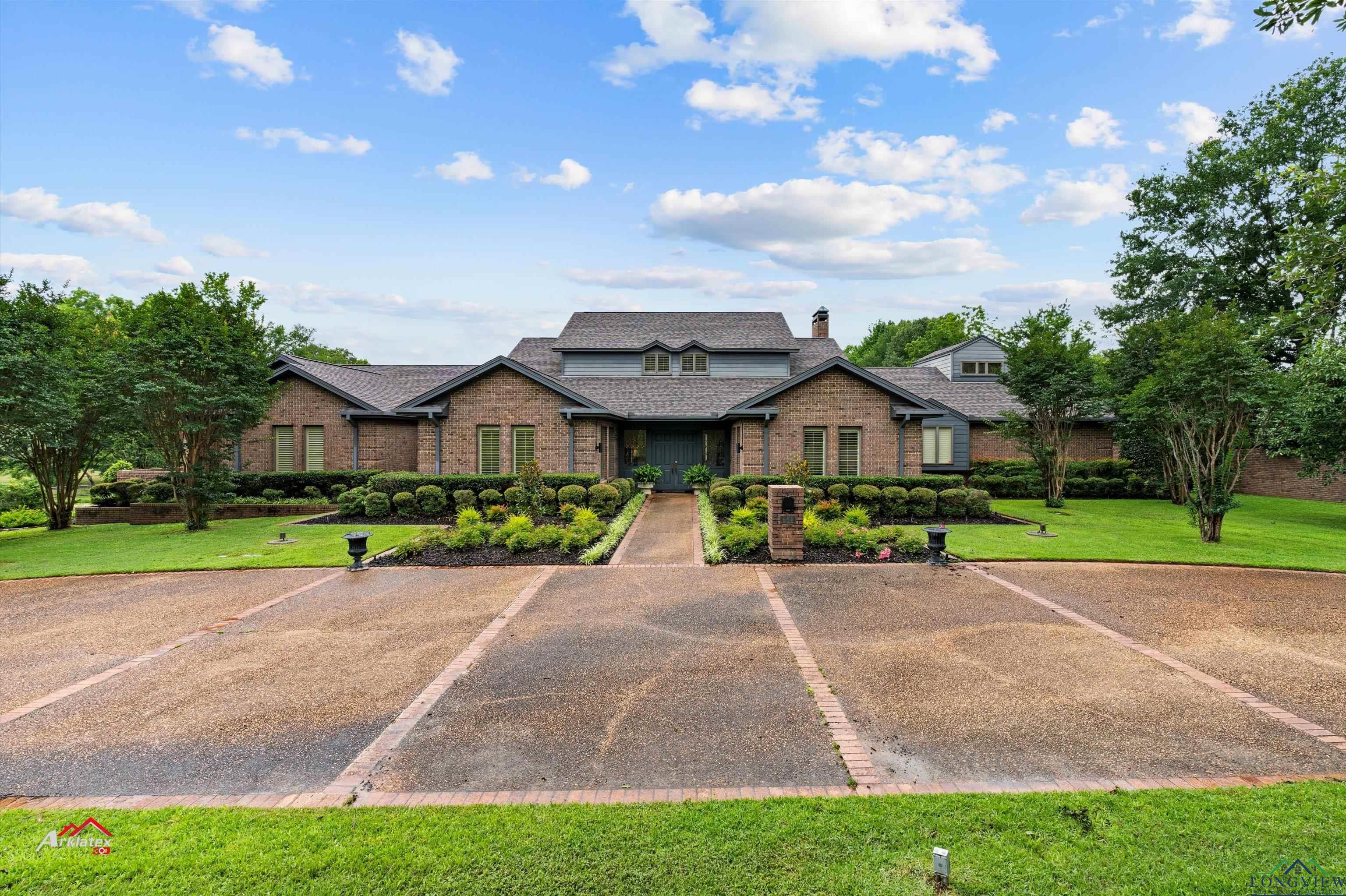 608 Pinehill Rd, Henderson, Texas image 1