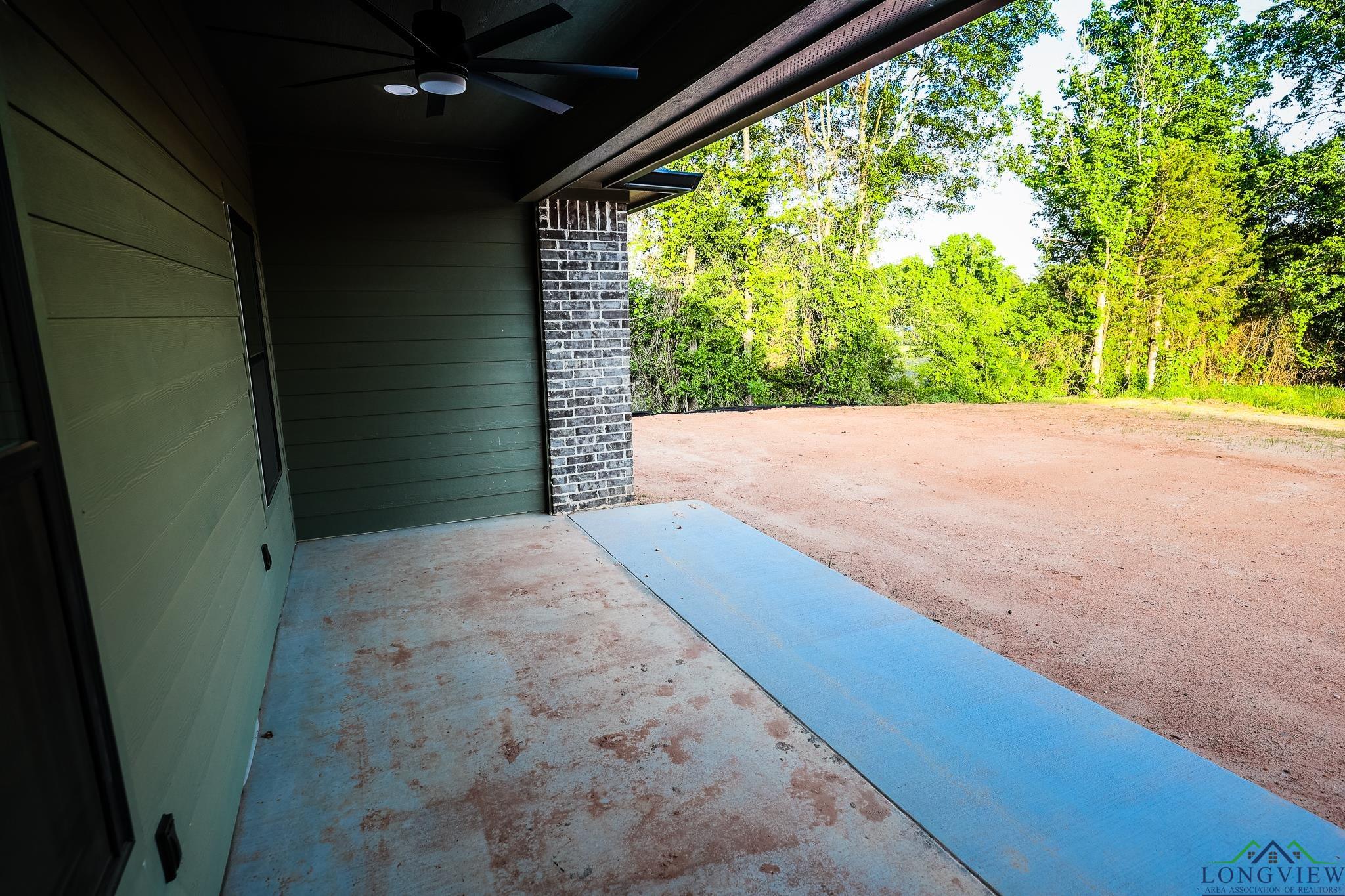 146 Hillcrest Dr, Gladewater, Texas image 7
