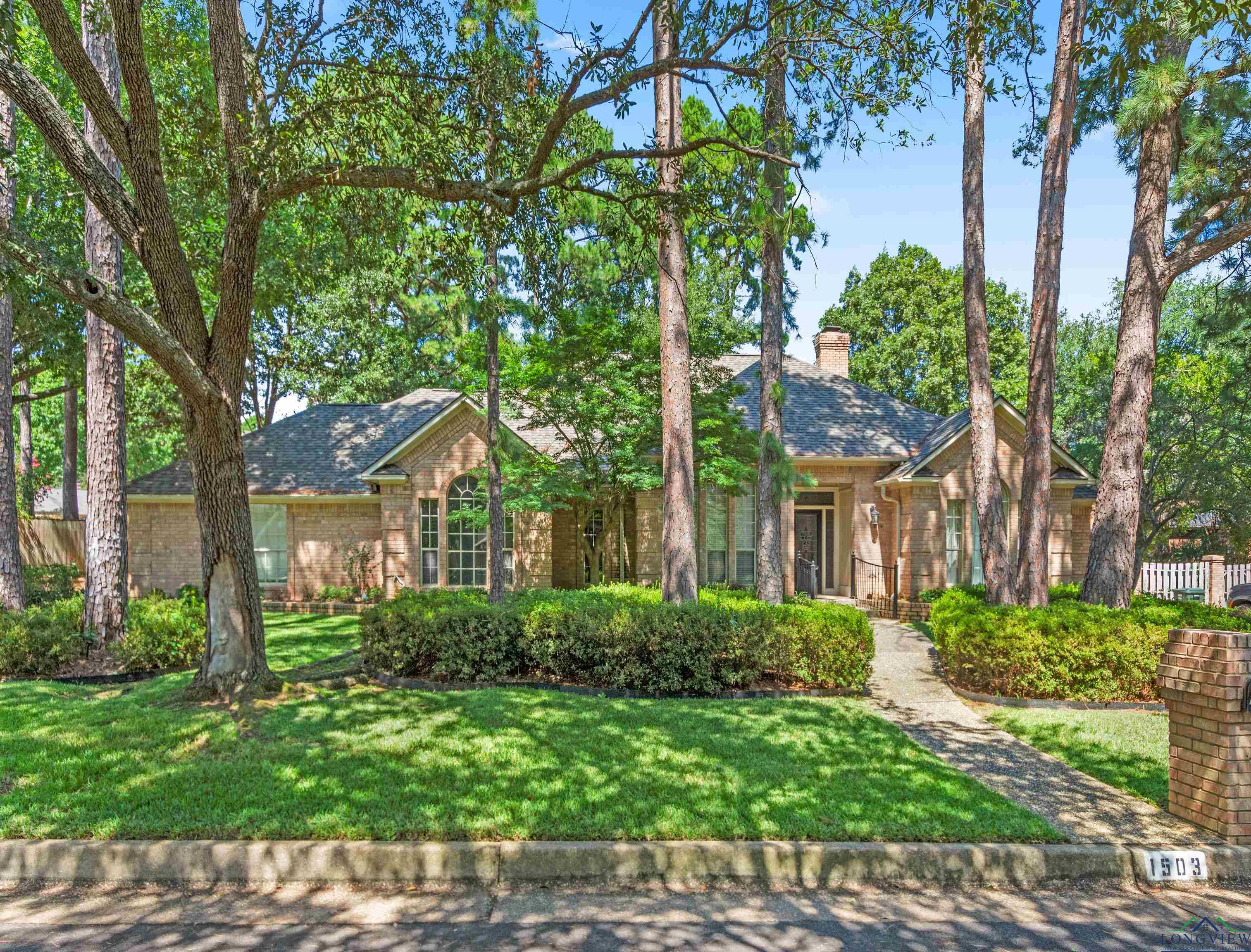 1503 Woodlands Dr, Tyler, Texas image 1