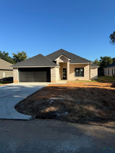 A home in White Oak