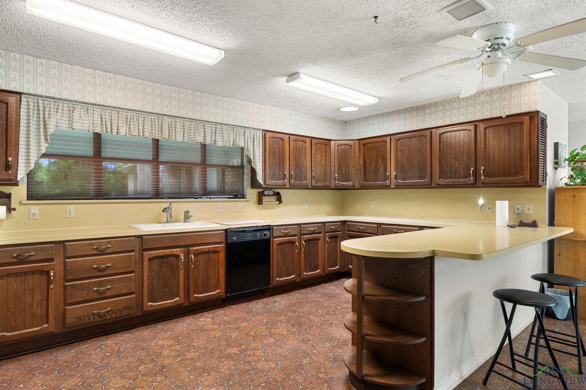 6940 Fm 778, Hawkins, Texas image 10