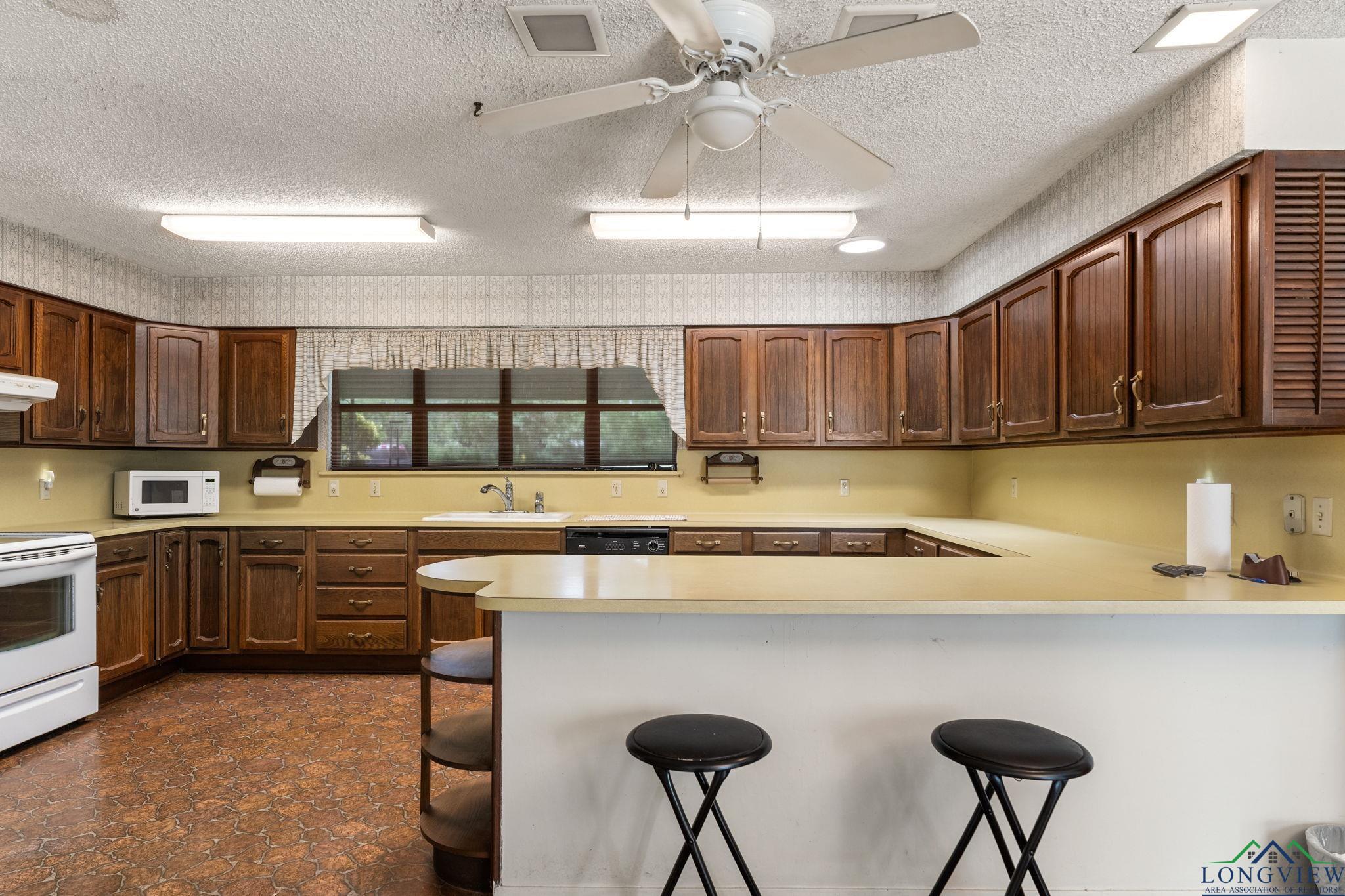 6940 Fm 778, Hawkins, Texas image 9