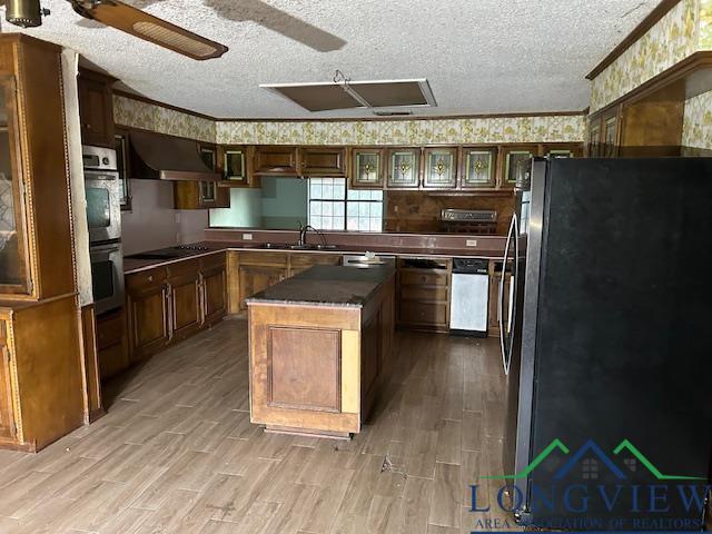 Marshall, Texas 75670, United States, 3 Bedrooms Bedrooms, ,2 BathroomsBathrooms,Residential,Active,222012