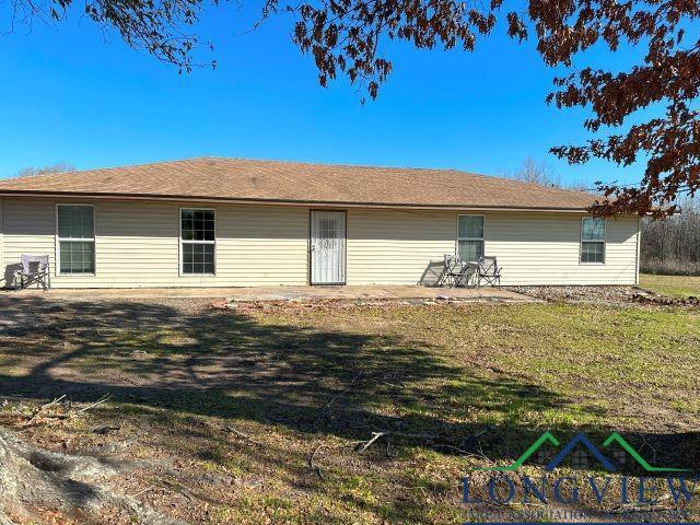 7693 S Cr 374, Henderson, Texas image 1