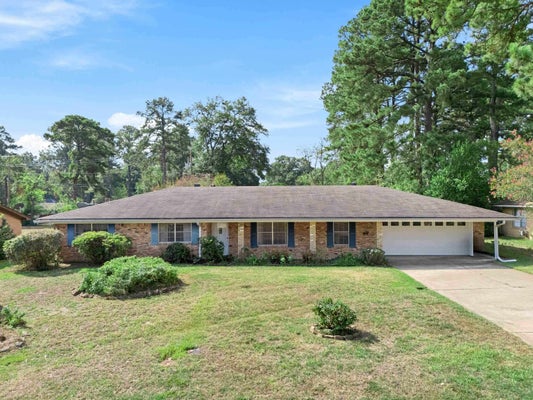 1806 CHESTNUT LN, LONGVIEW, TX 75604 - Image 1a3a1e1ef1ebbe866c02bbeeae2f0954/3912353524