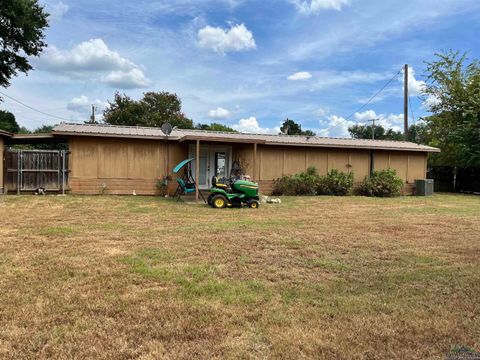 A home in Kilgore