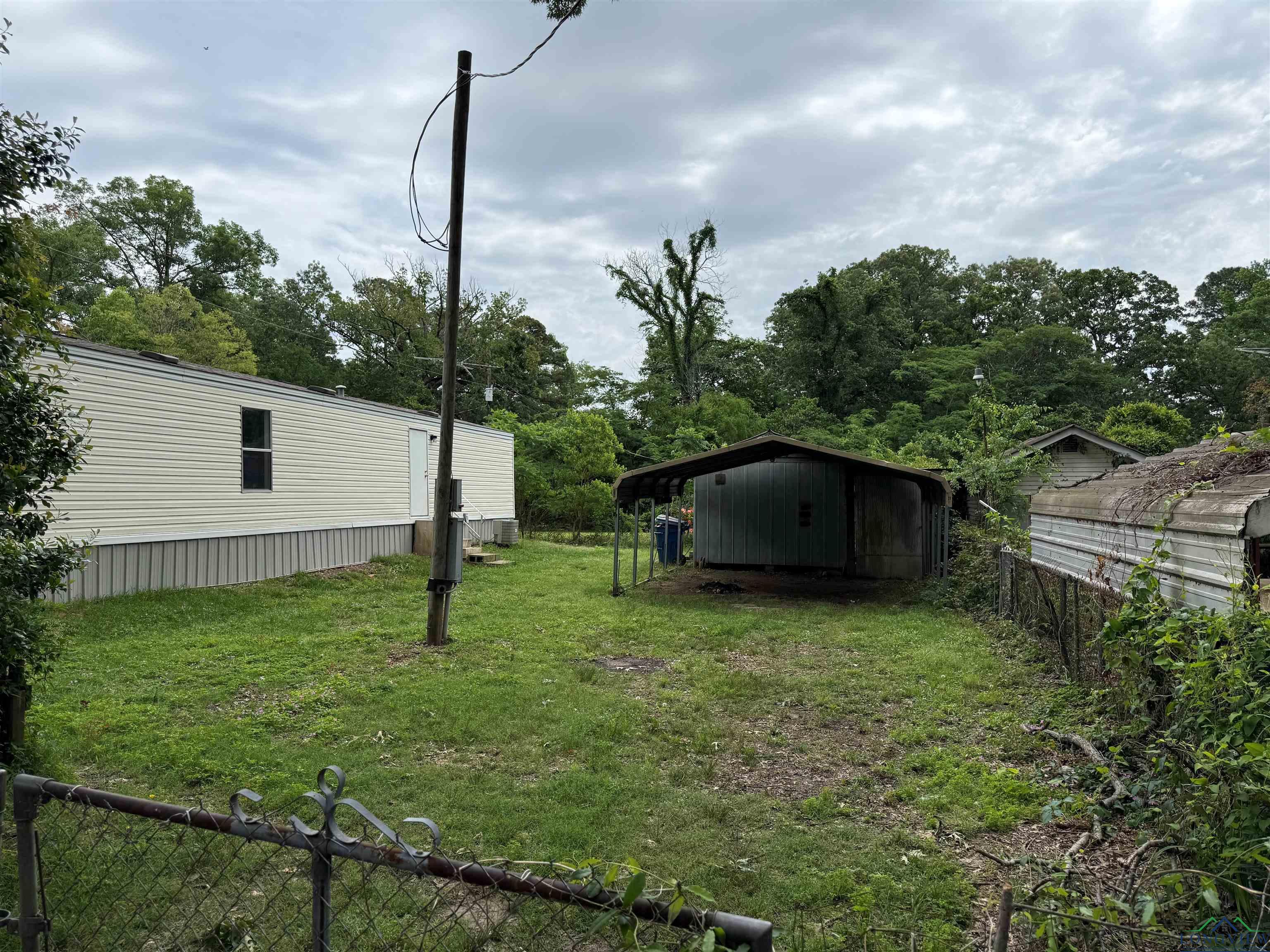 240 SW Cross Place, Avinger, Texas image 14