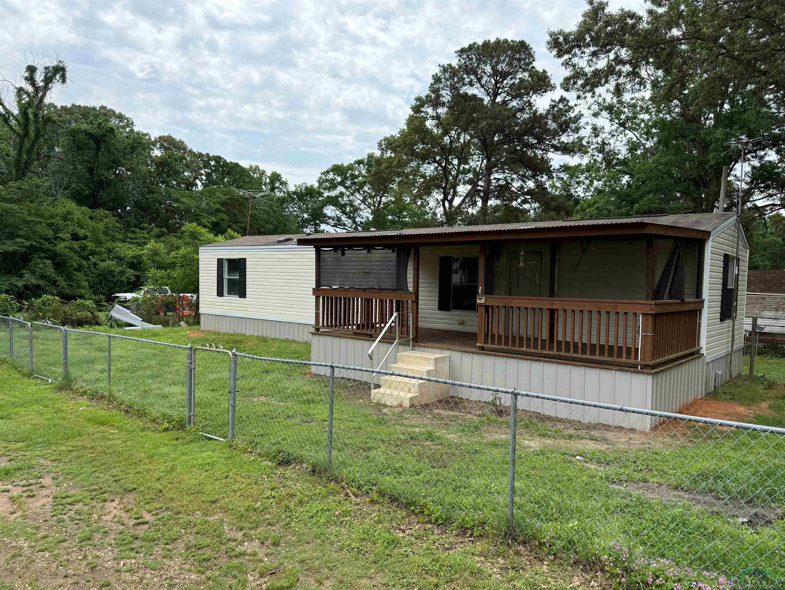 240 SW Cross Place, Avinger, Texas image 15