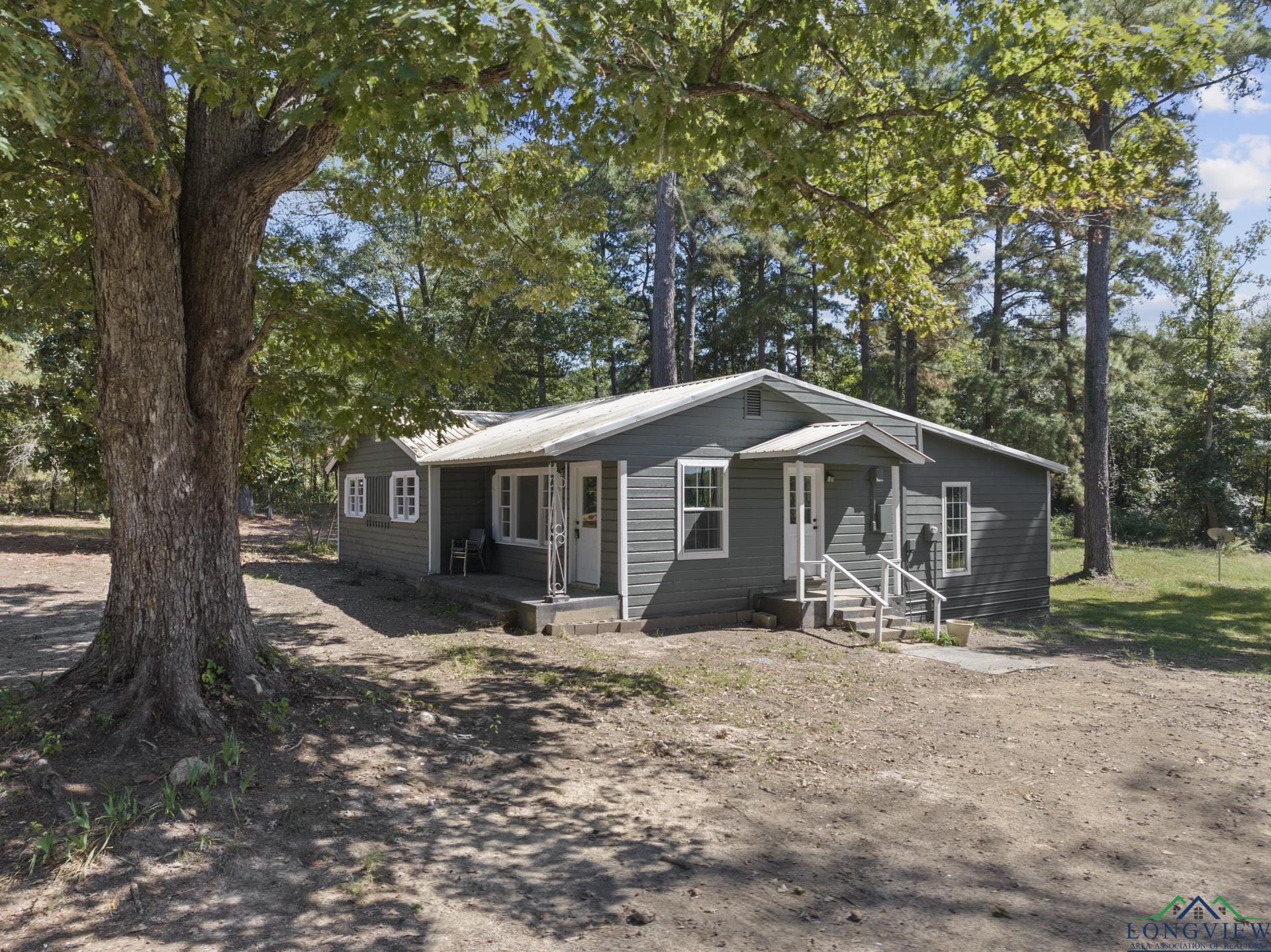 6709 Hwy 11, Hughes Springs, Texas image 3