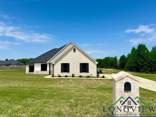 349 Brooks Dr, Gladewater, Texas image 1