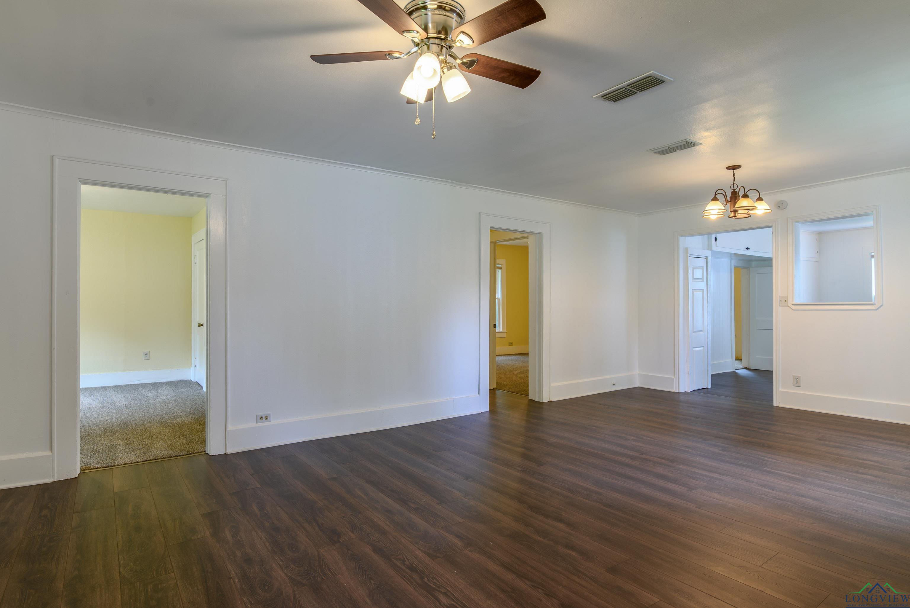 215 S Sidney St, Longview, Texas image 5