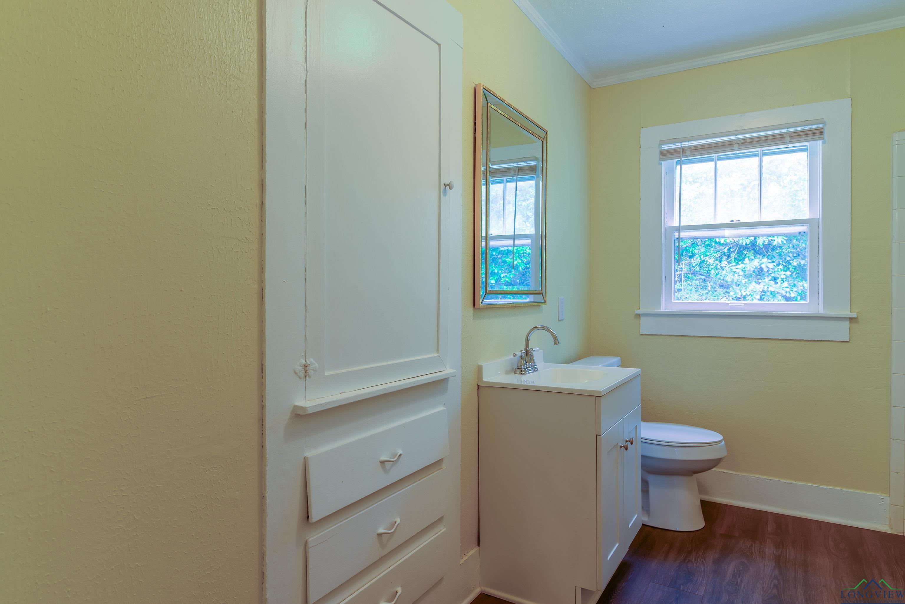 215 S Sidney St, Longview, Texas image 23
