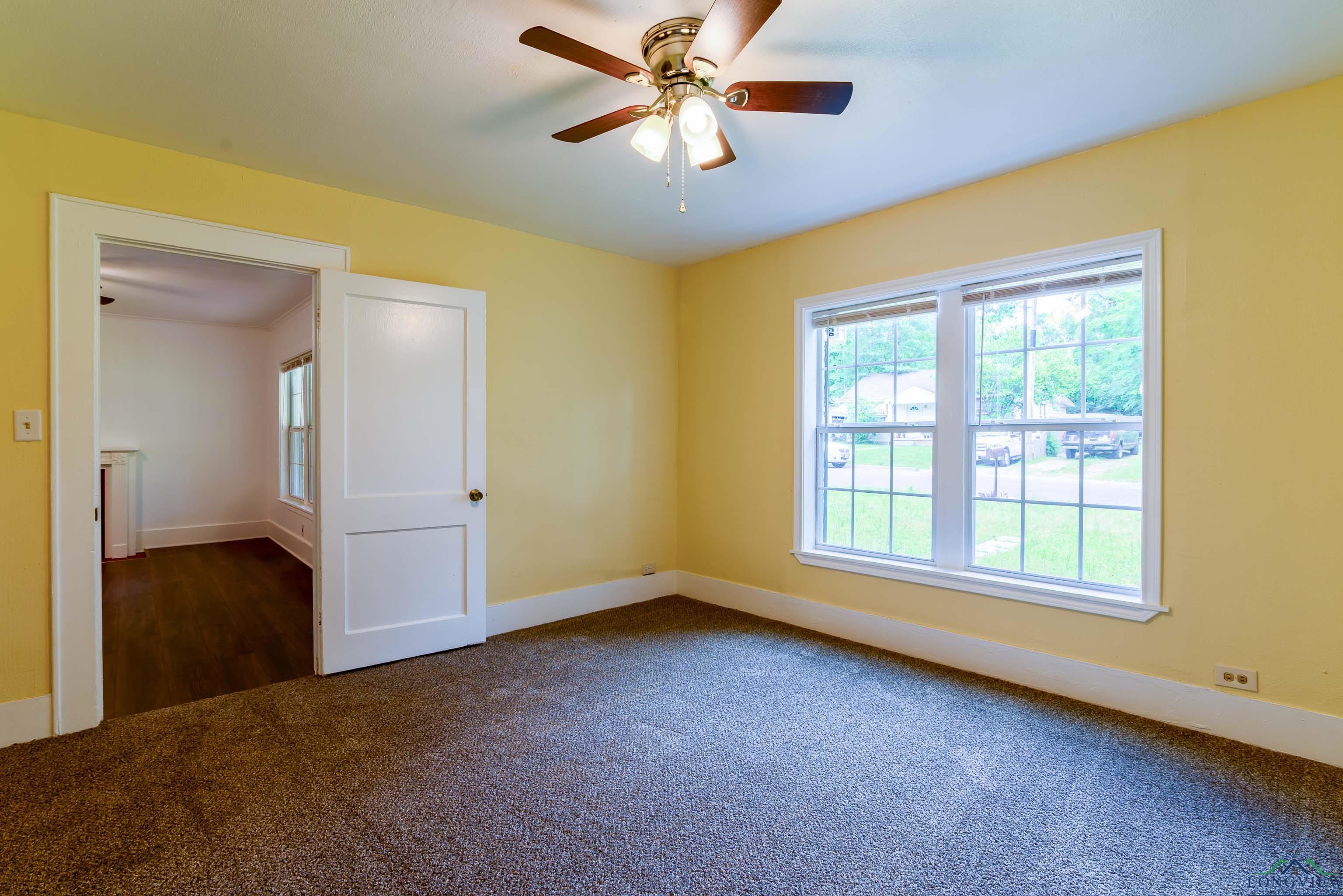 215 S Sidney St, Longview, Texas image 25