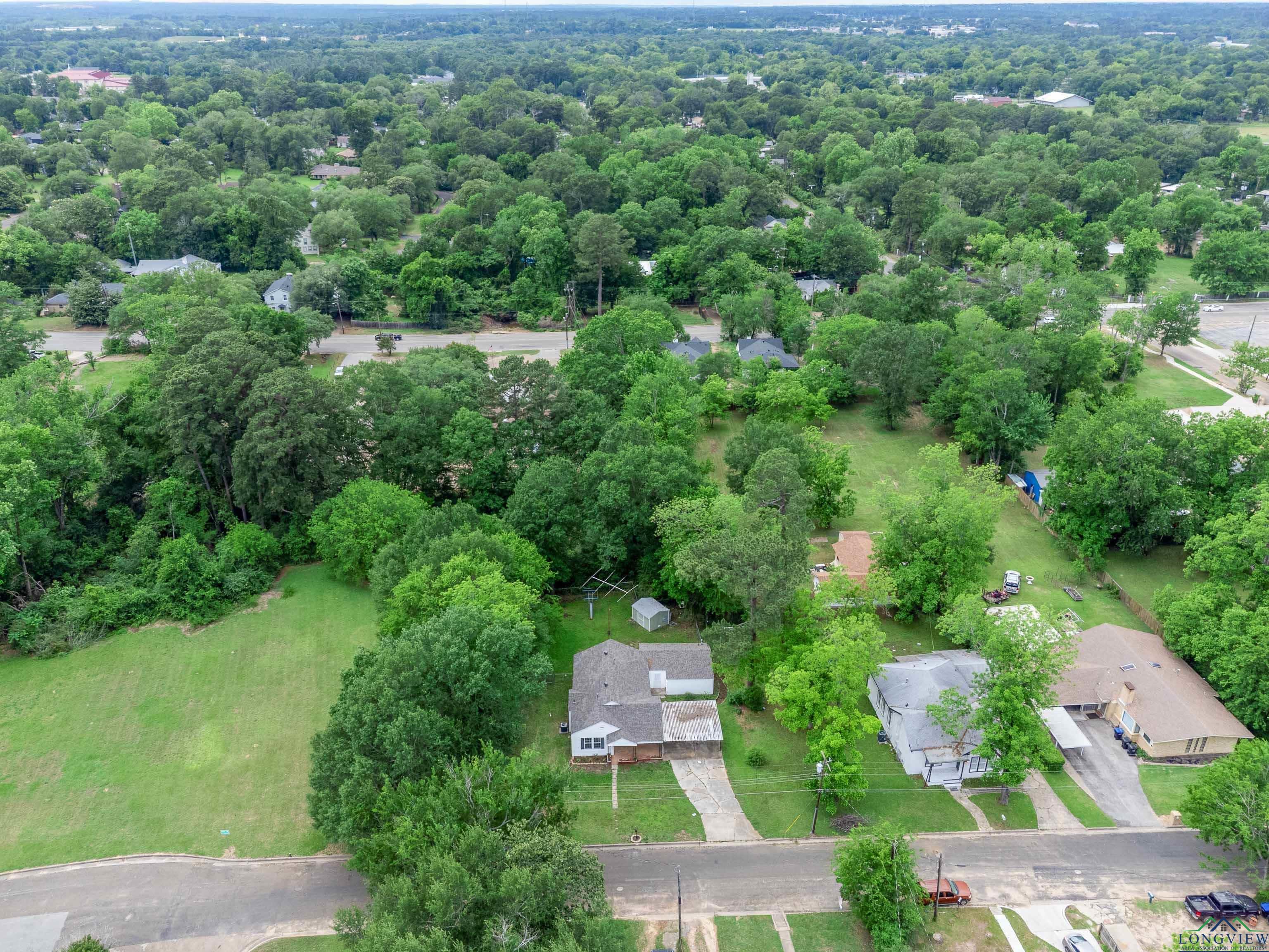215 S Sidney St, Longview, Texas image 37
