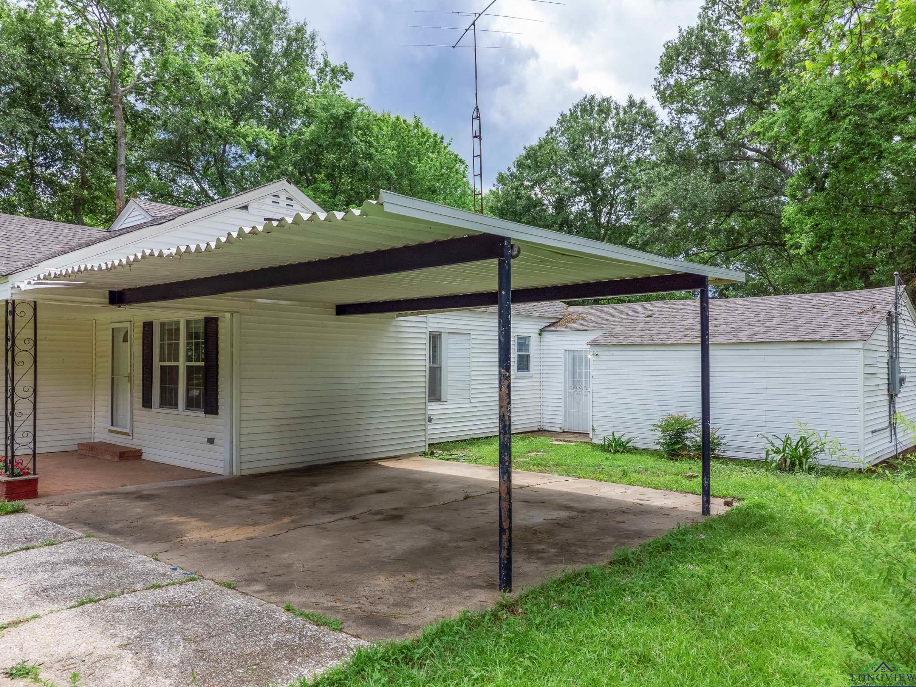 215 S Sidney St, Longview, Texas image 38