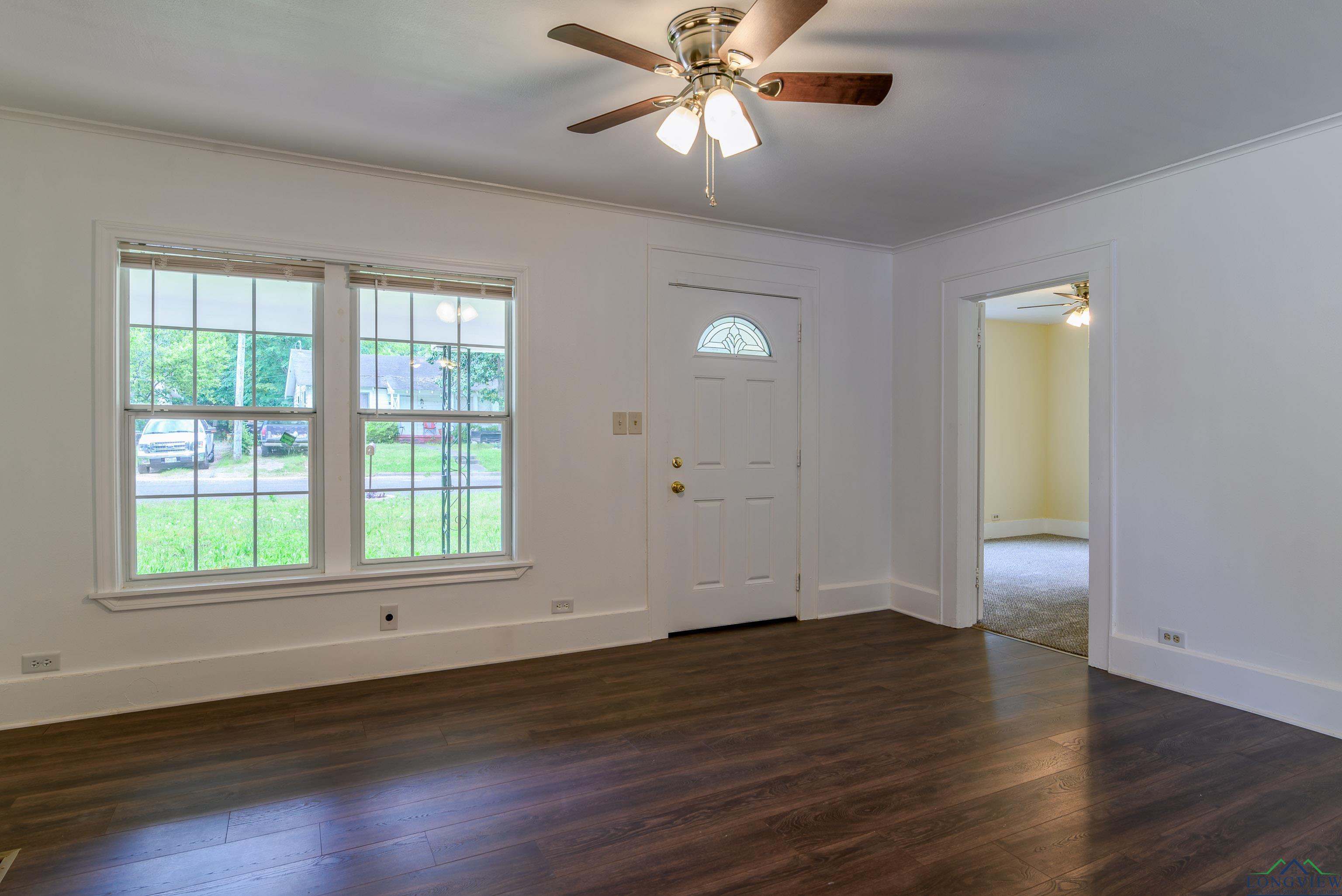 215 S Sidney St, Longview, Texas image 4