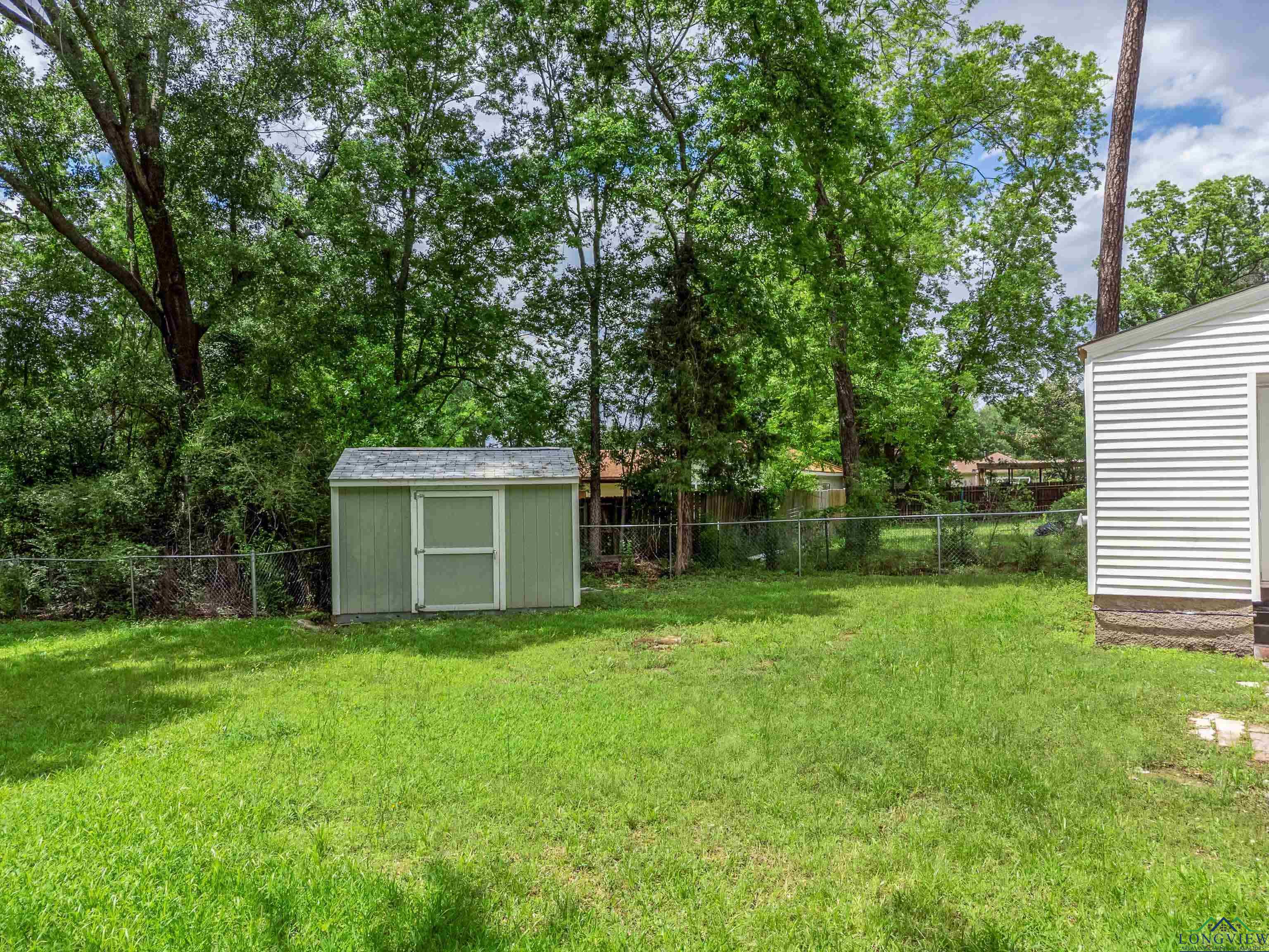 215 S Sidney St, Longview, Texas image 34
