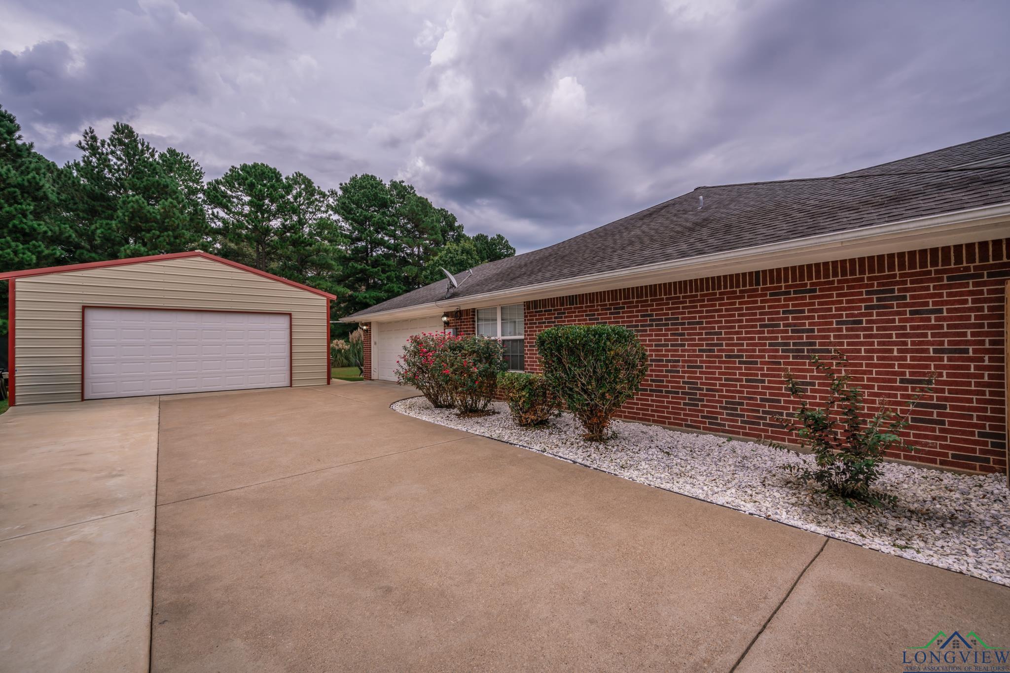 278 Sweetheart Ln, Longview, Texas image 4