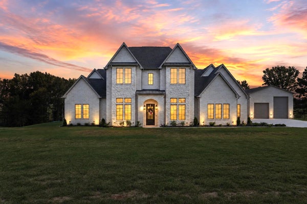 23180 BRIDLE VIEW DR, LINDALE, TX 75771 - Image 1c2fae390e6ebfd23d5055d5b98c2dd2/849444481
