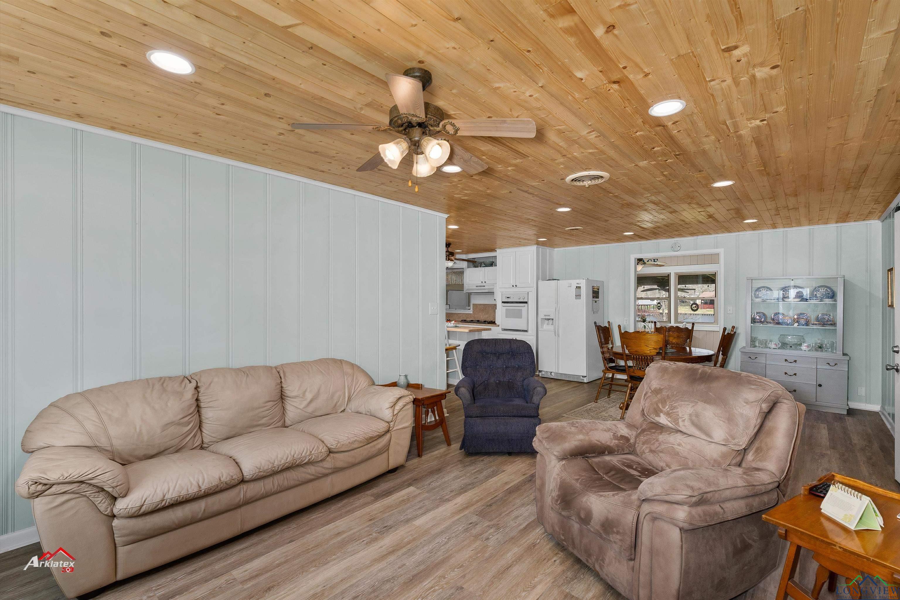 1205 County Rd 184, Carthage, Texas image 10