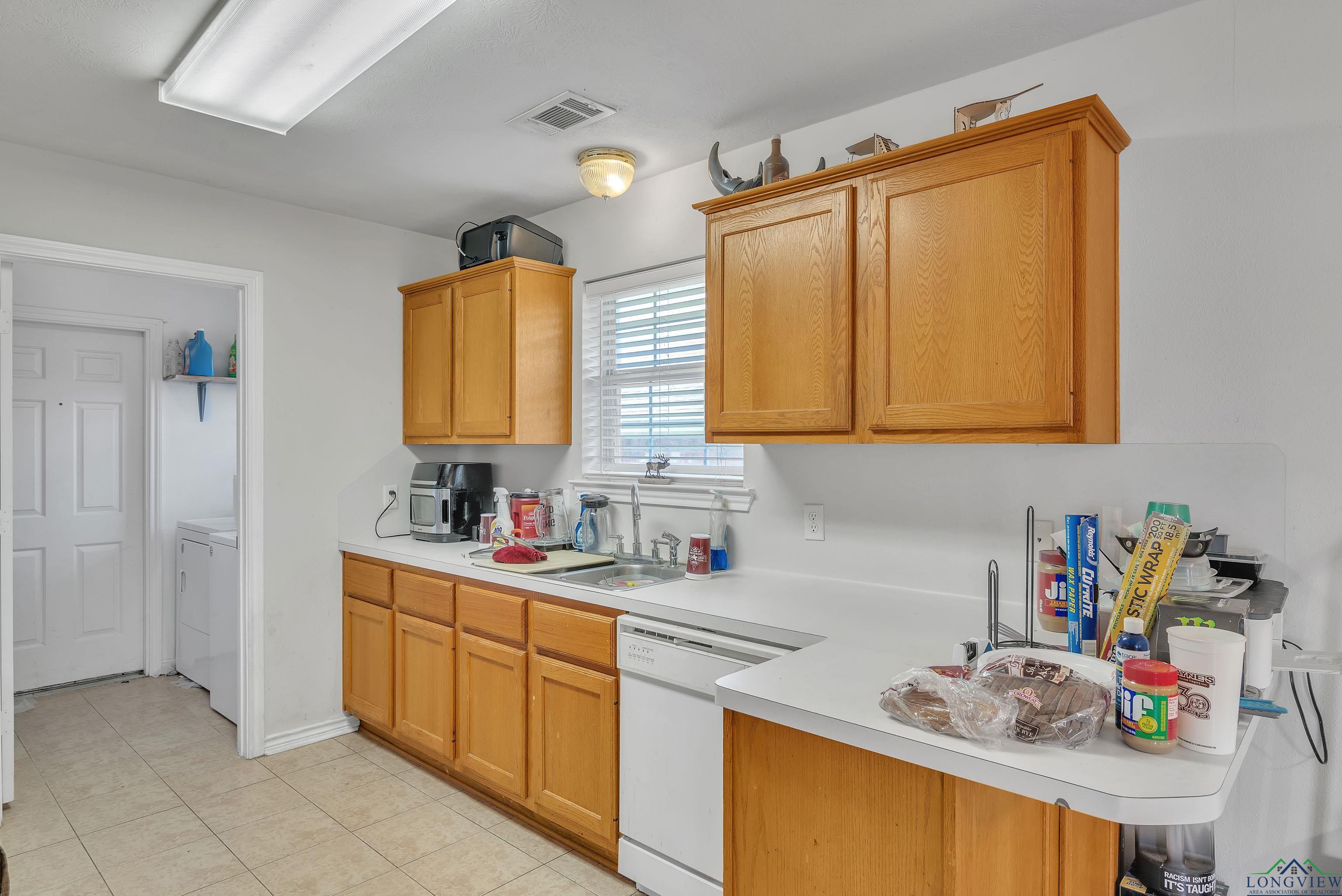 1300 S Mullins Loop, College Station, Texas image 11