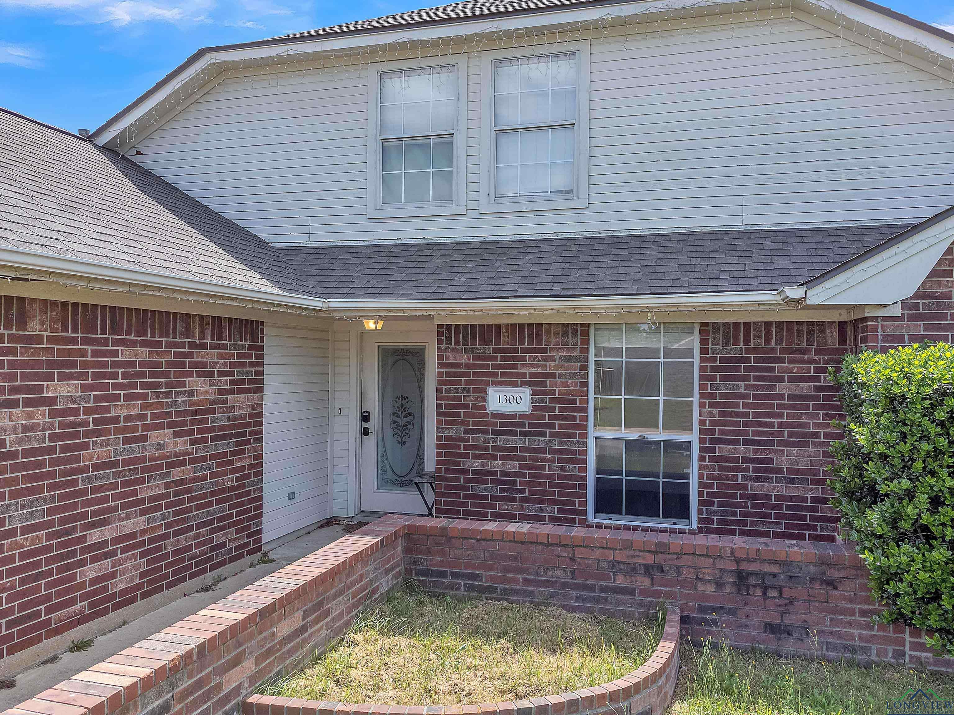 1300 S Mullins Loop, College Station, Texas image 2