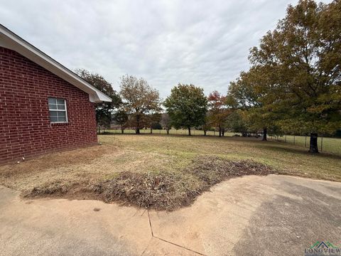 A home in Gilmer