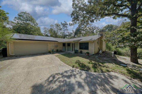 Homes For Sale - 127 Birdie Ln<br/> Hideaway, TX 75771
