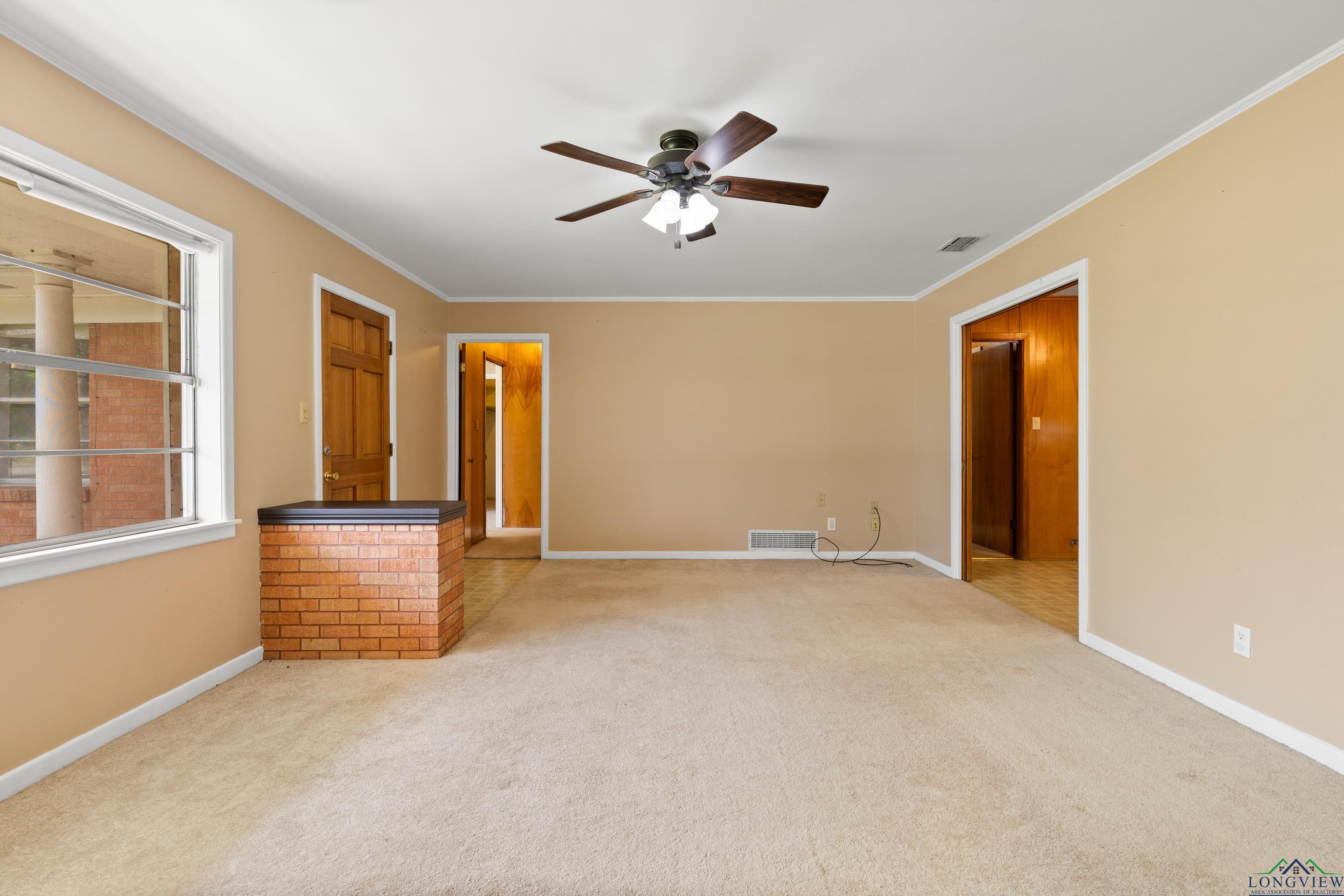 10870 S Main St, Overton, Texas image 7