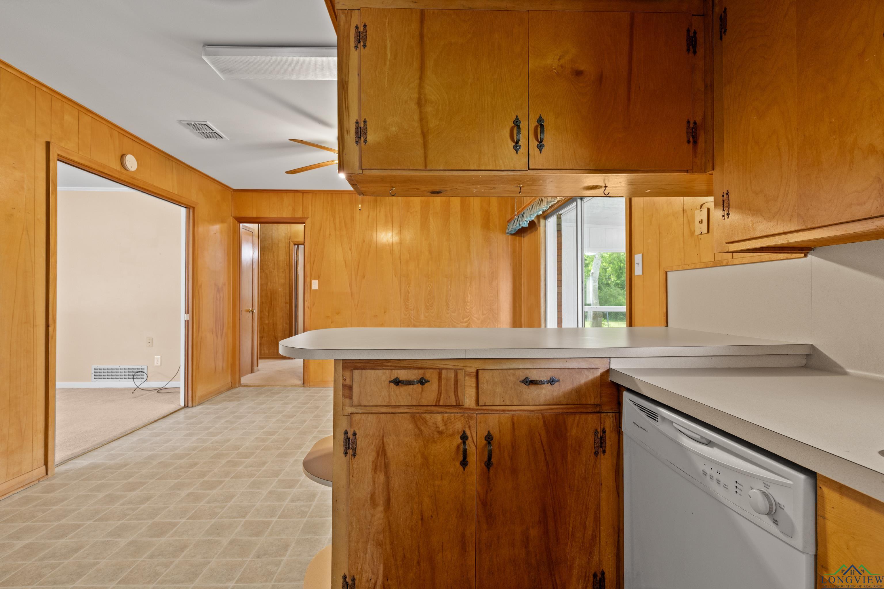 10870 S Main St, Overton, Texas image 11