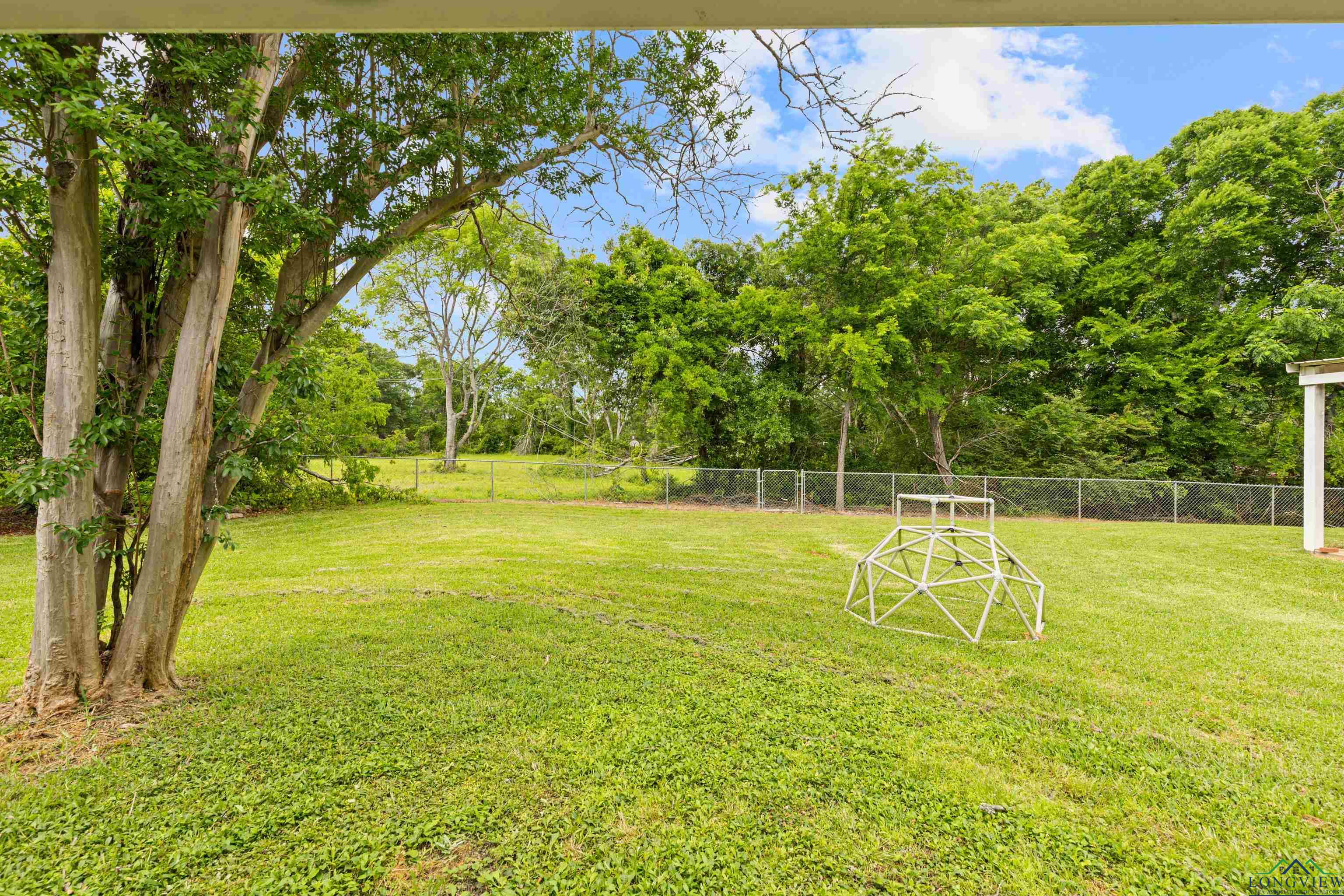10870 S Main St, Overton, Texas image 30