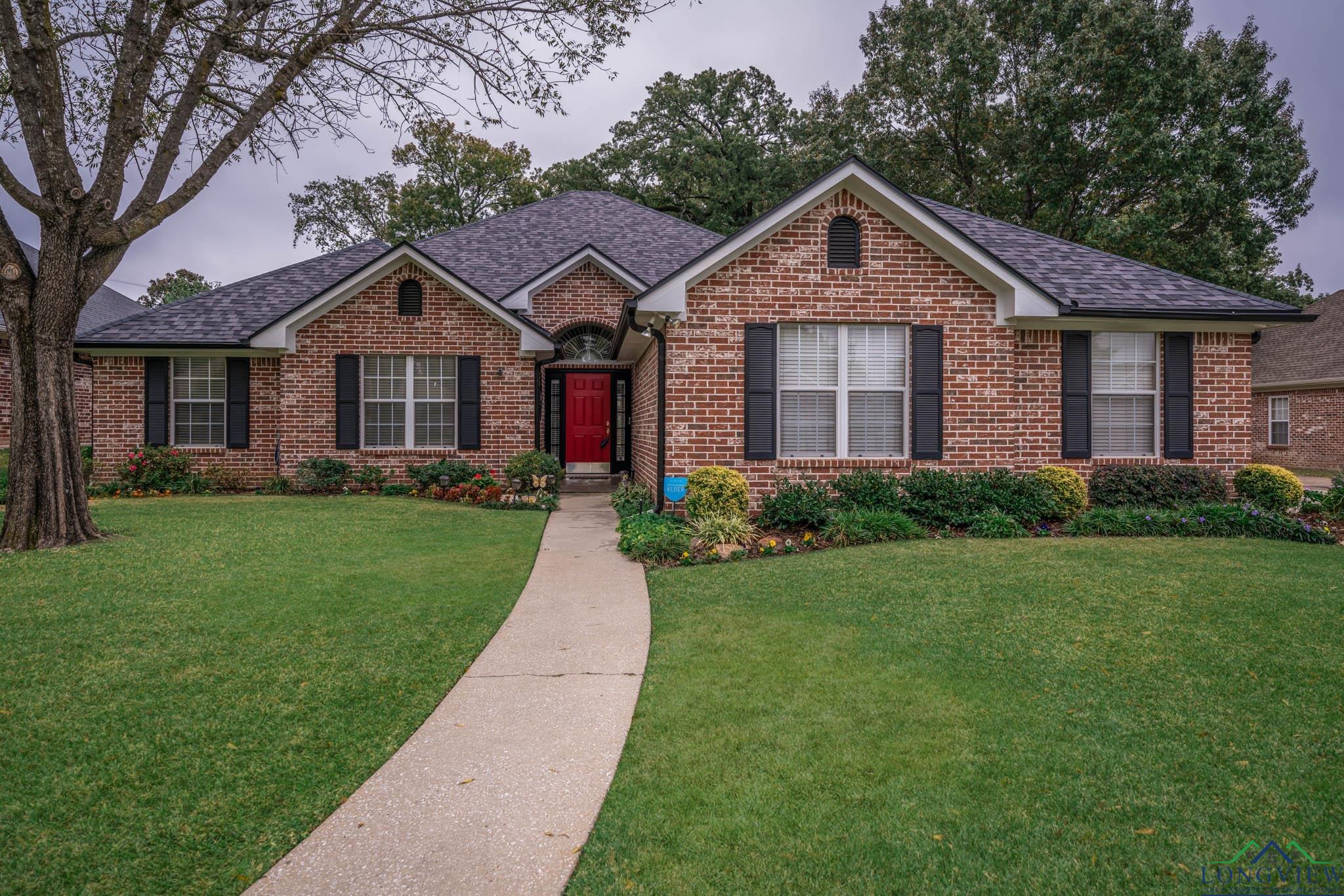 3304 Saint Andrews Dr, Longview, Texas image 1