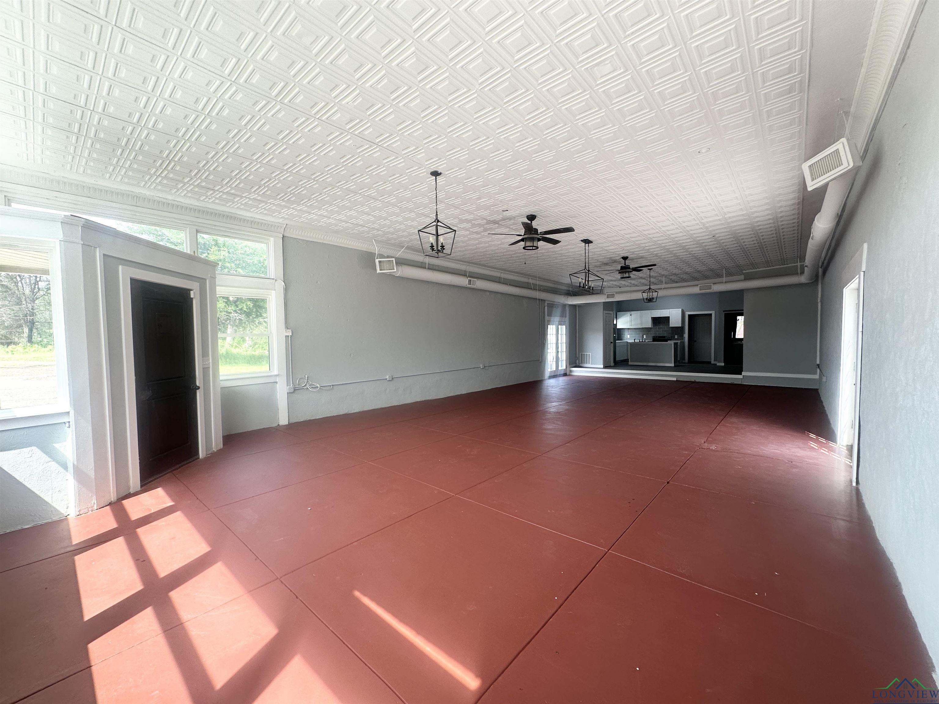 100 Central Avenue, Marietta, Texas image 4