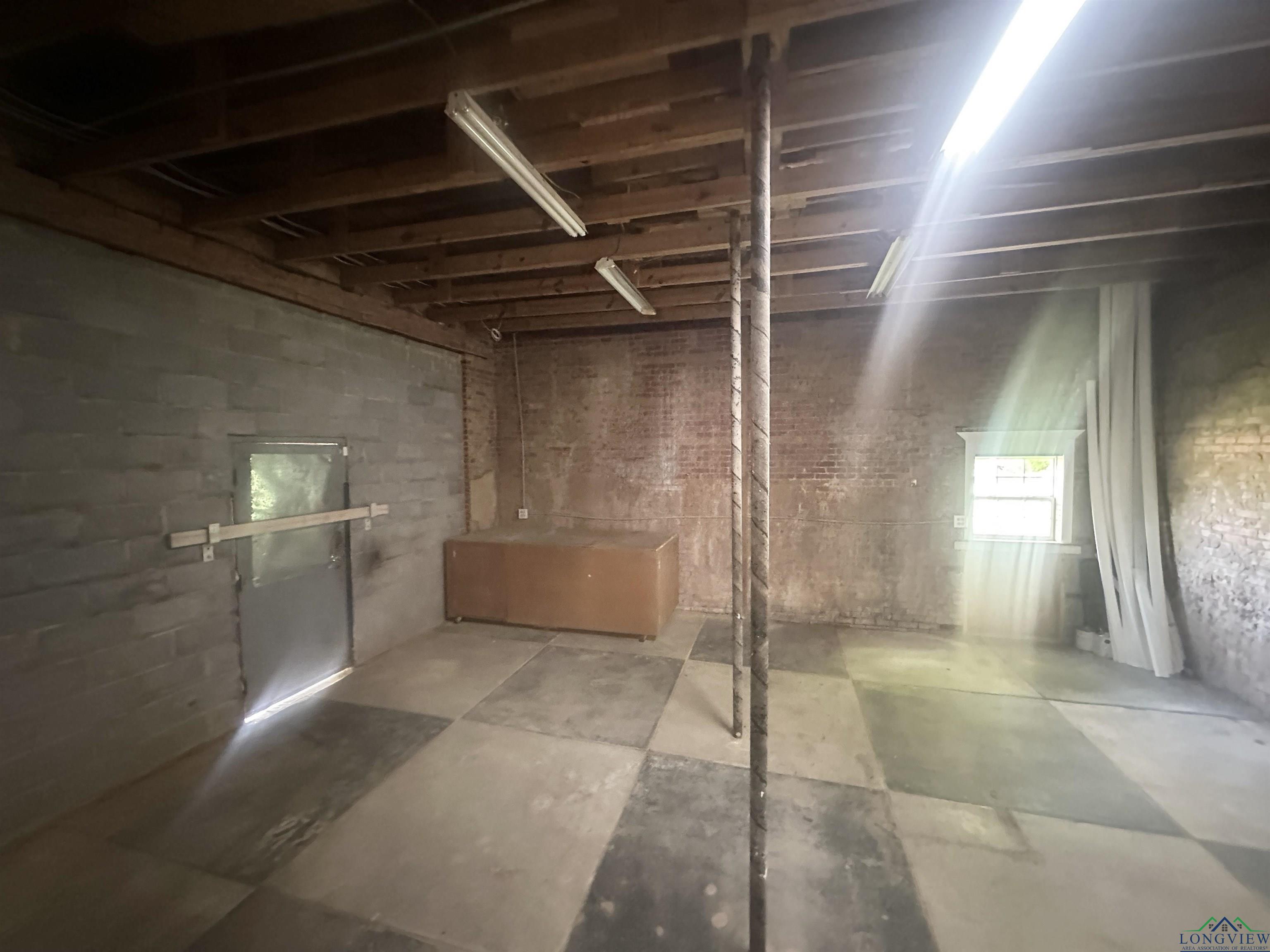 100 Central Avenue, Marietta, Texas image 15