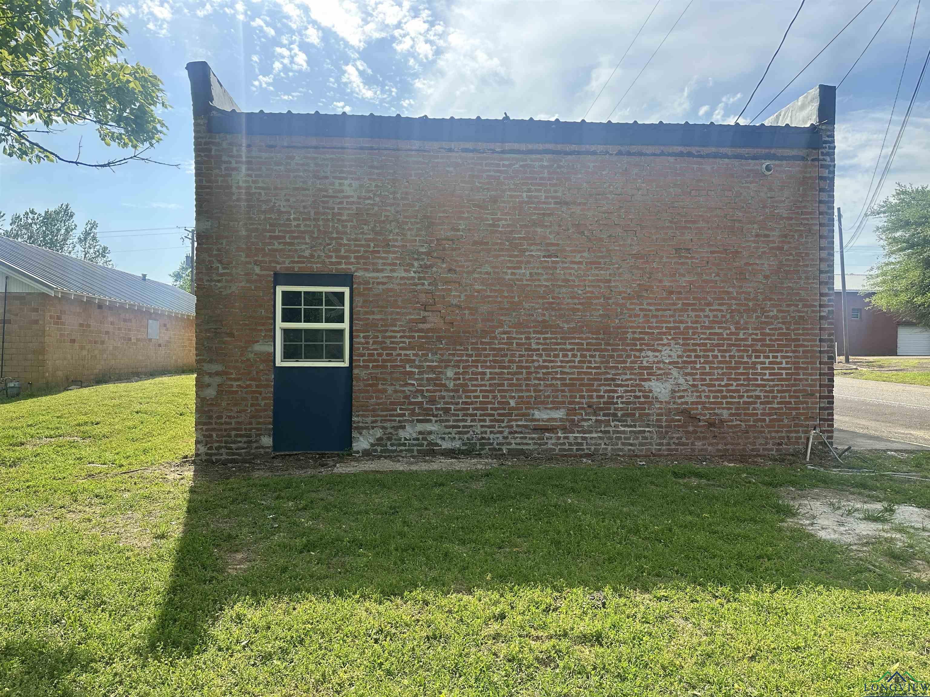 100 Central Avenue, Marietta, Texas image 20