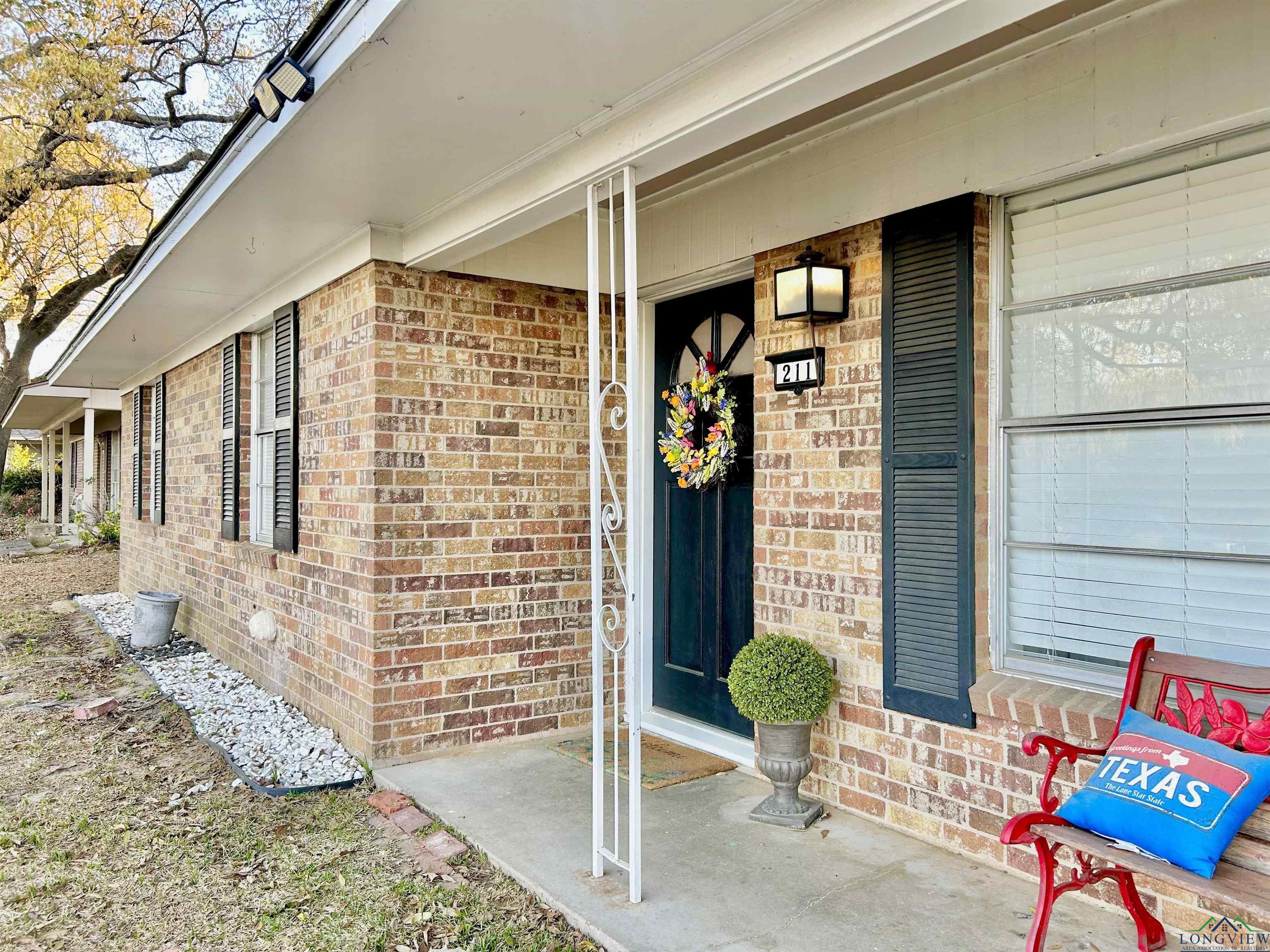 211 Paris St, Longview, Texas image 5