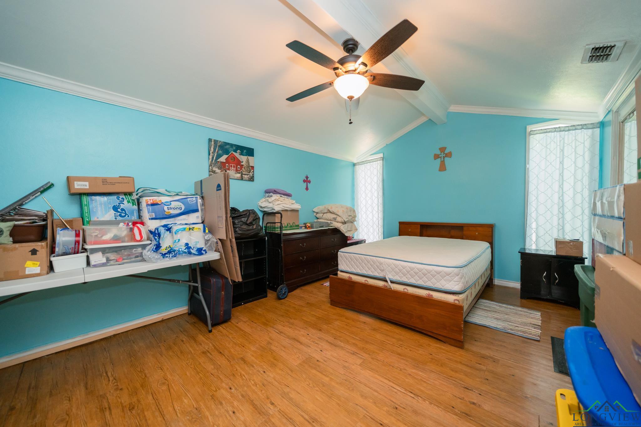 1002 North Loop, Gladewater, Texas image 11