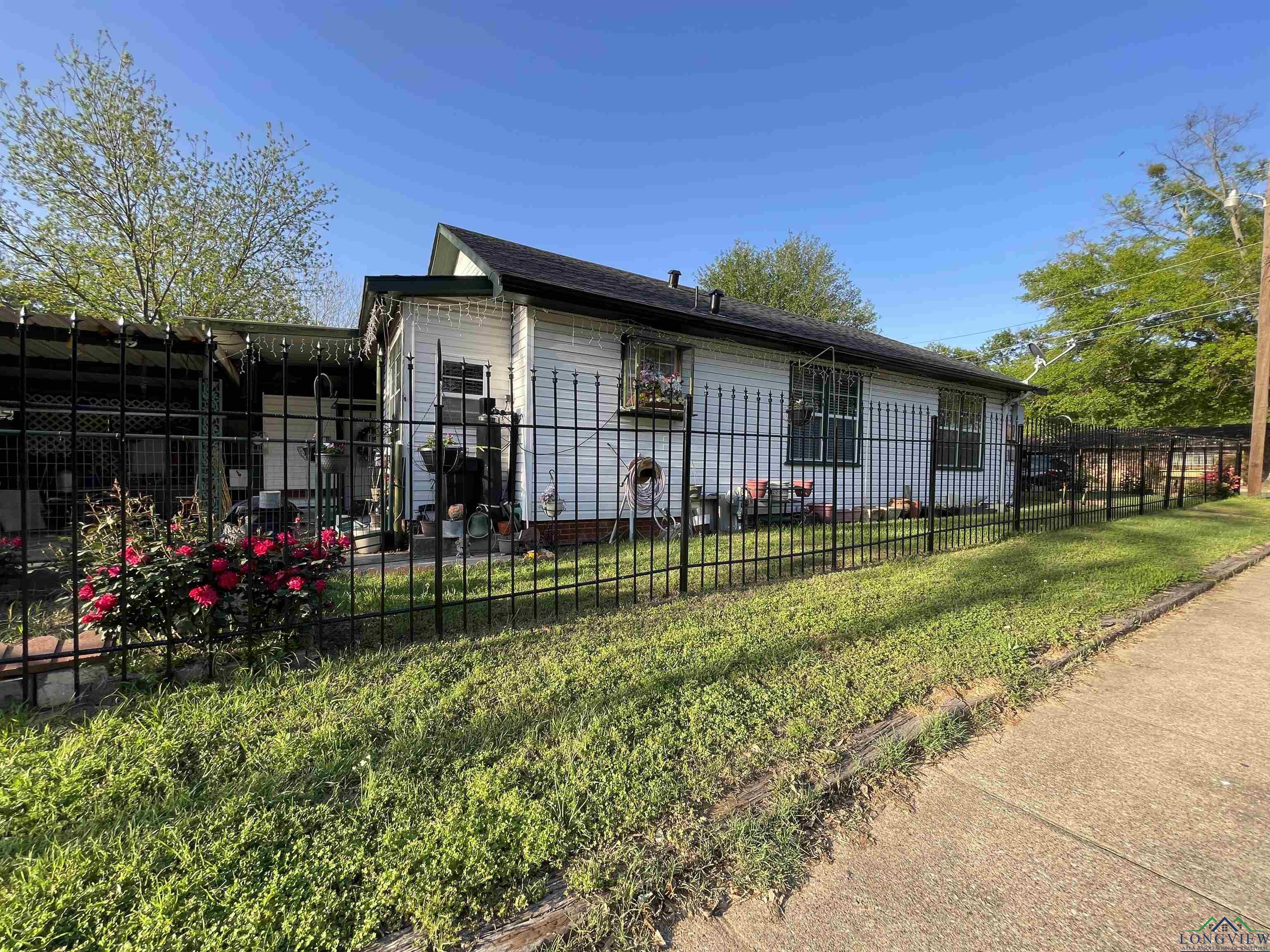 1715 Holly St, Longview, Texas image 4