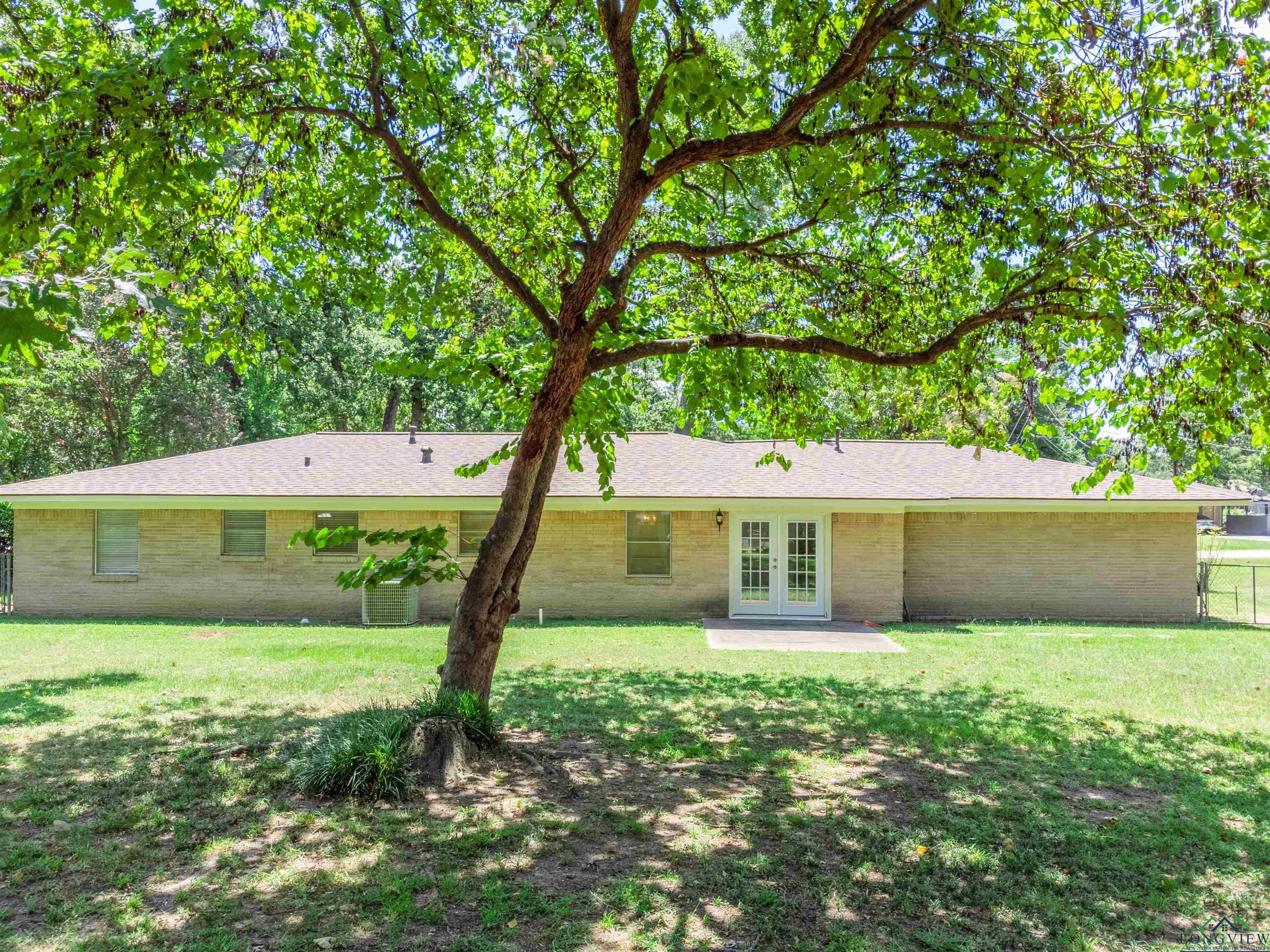 305 Evergreen St, Longview, Texas image 25