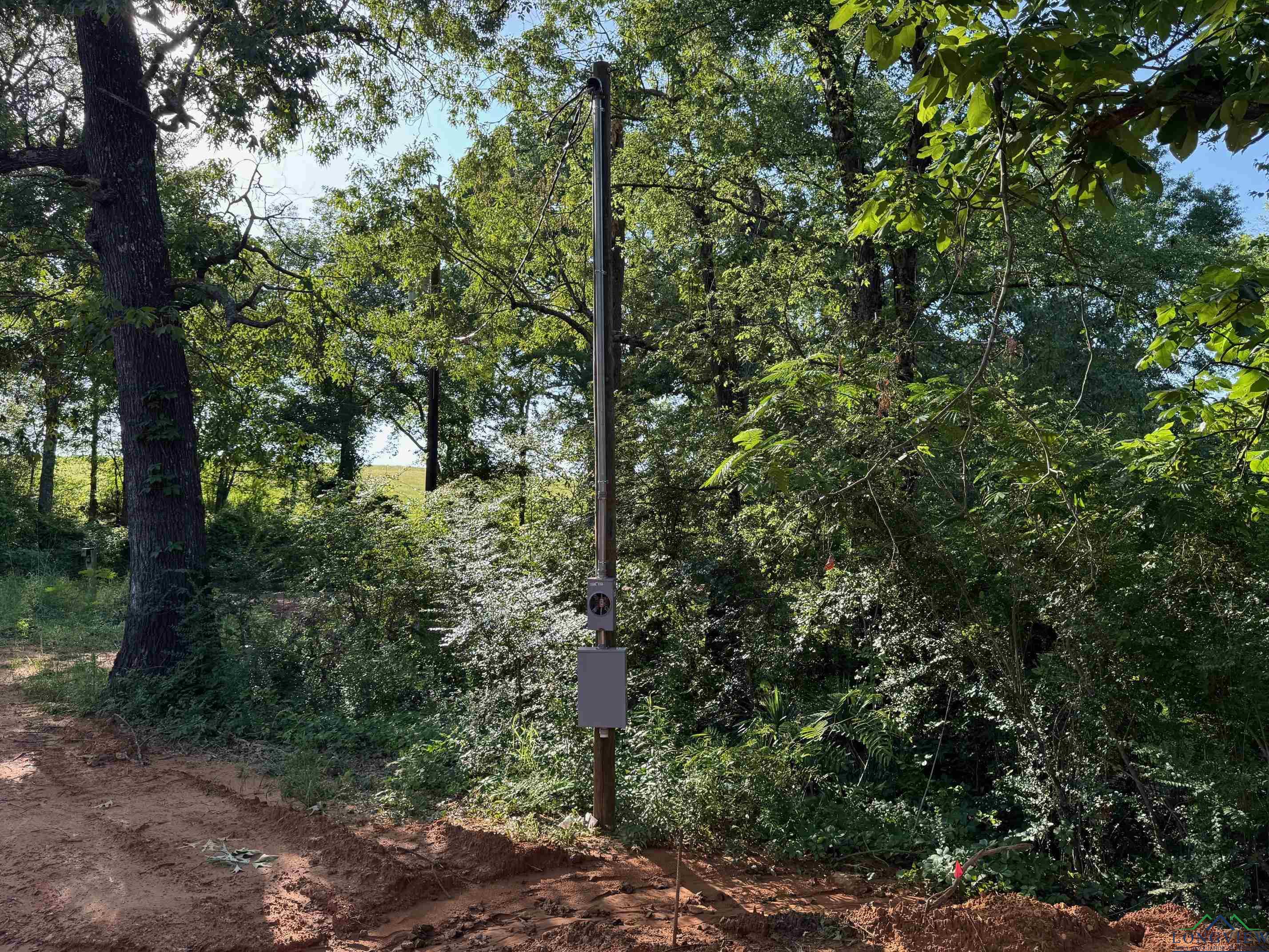 656 N Lake Dr, Gladewater, Texas image 10
