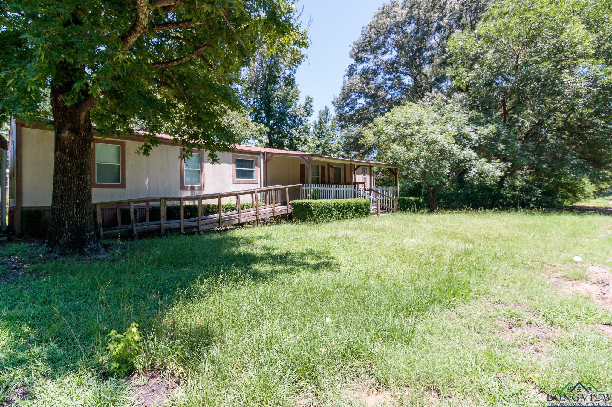 261 Cr 2168, Quitman, Texas image 2