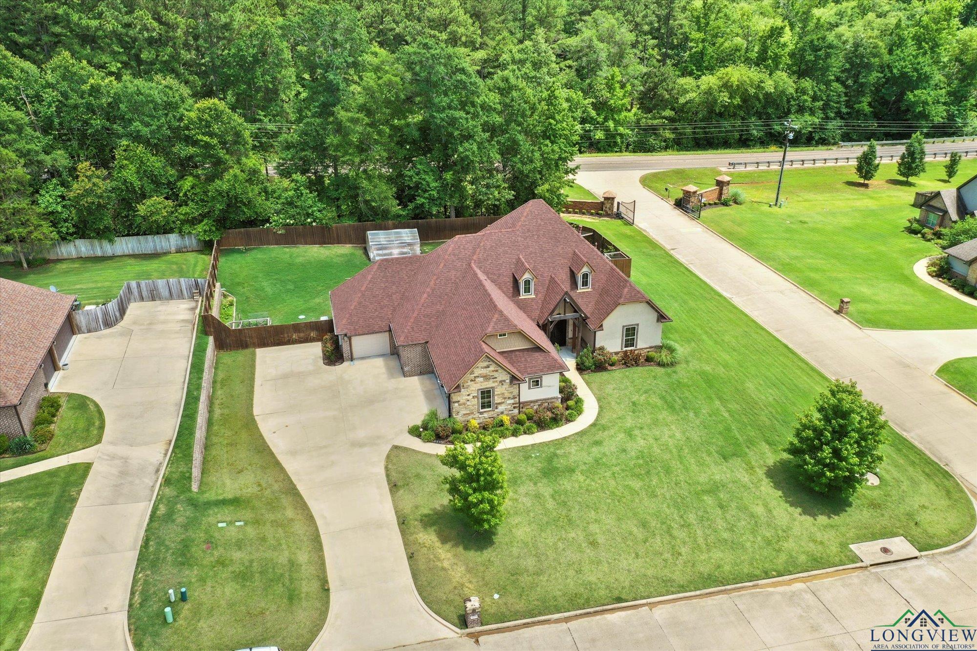 110 Rimrock Ln, Longview, Texas image 3