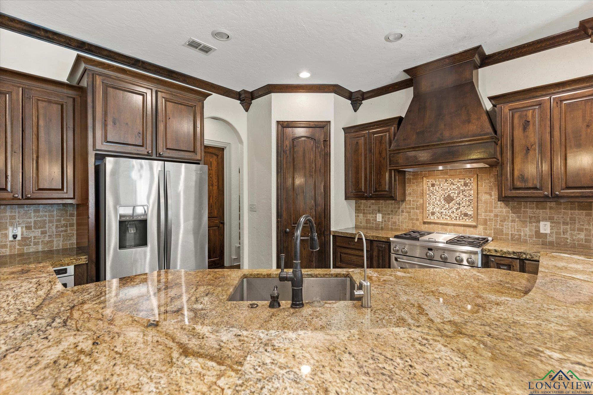 110 Rimrock Ln, Longview, Texas image 12