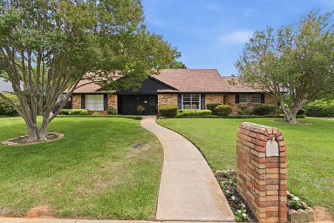 Homes For Sale - 1800 Cardinal St<br/> Longview, TX 75601