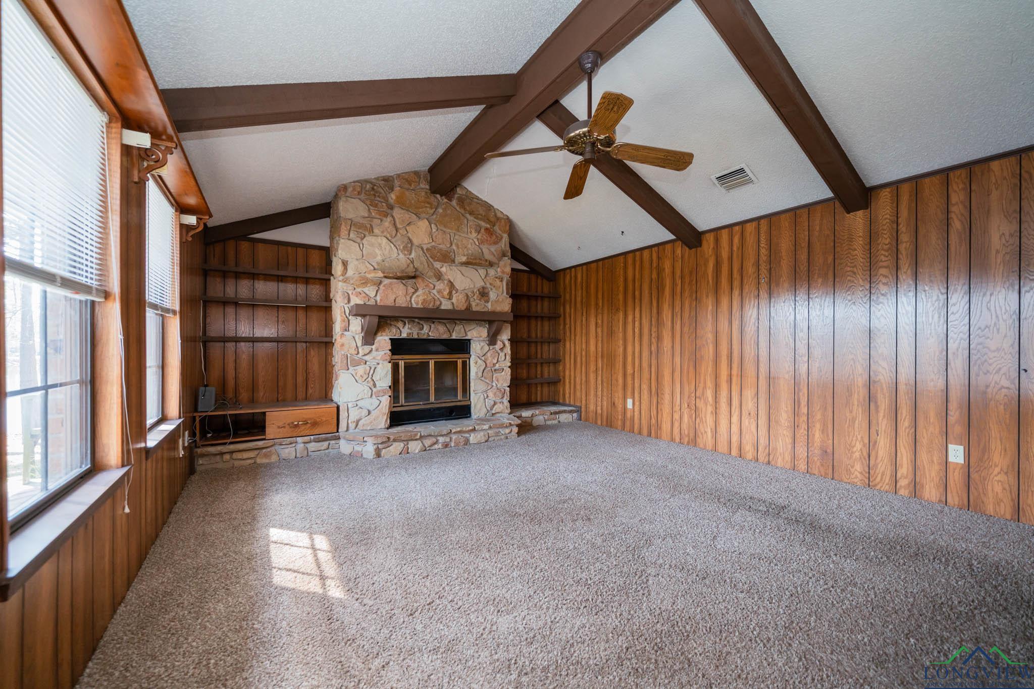 6933 S Beaverwood Street, Gilmer, Texas image 16