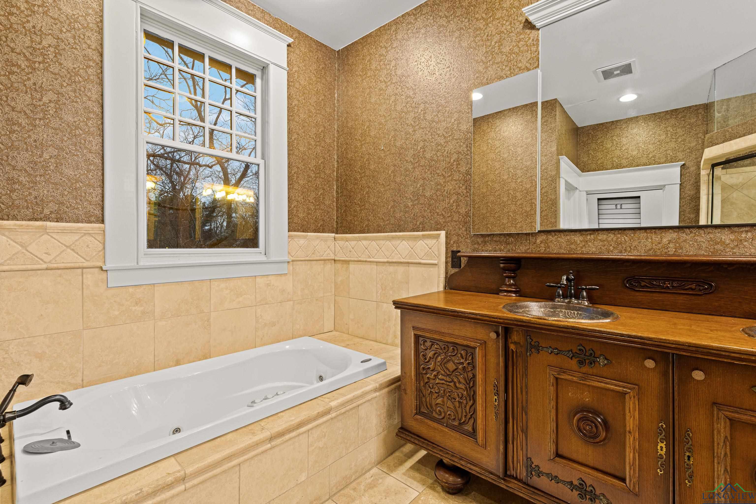 507 W Burleson, Marshall, Texas image 35
