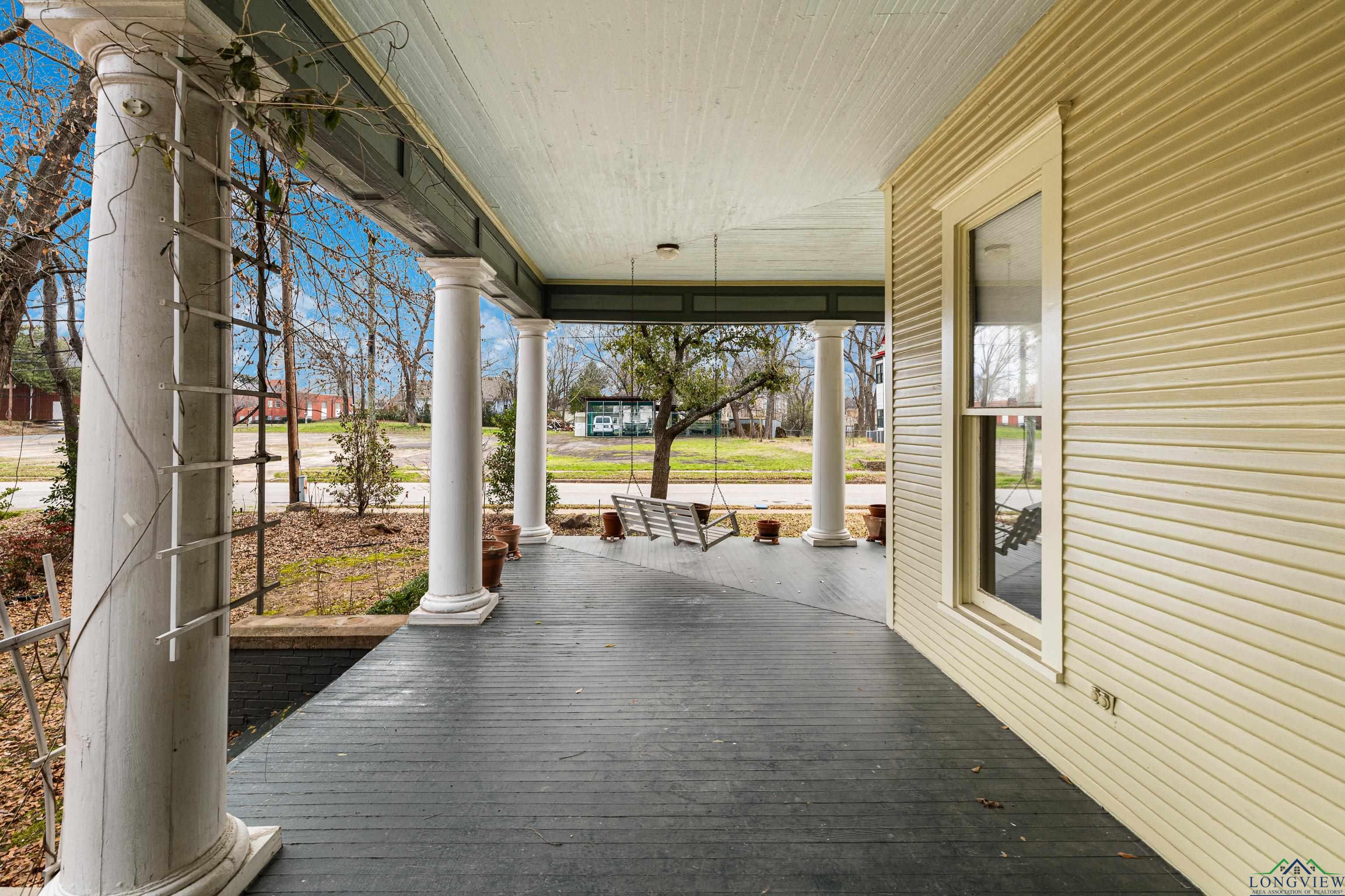 507 W Burleson, Marshall, Texas image 5