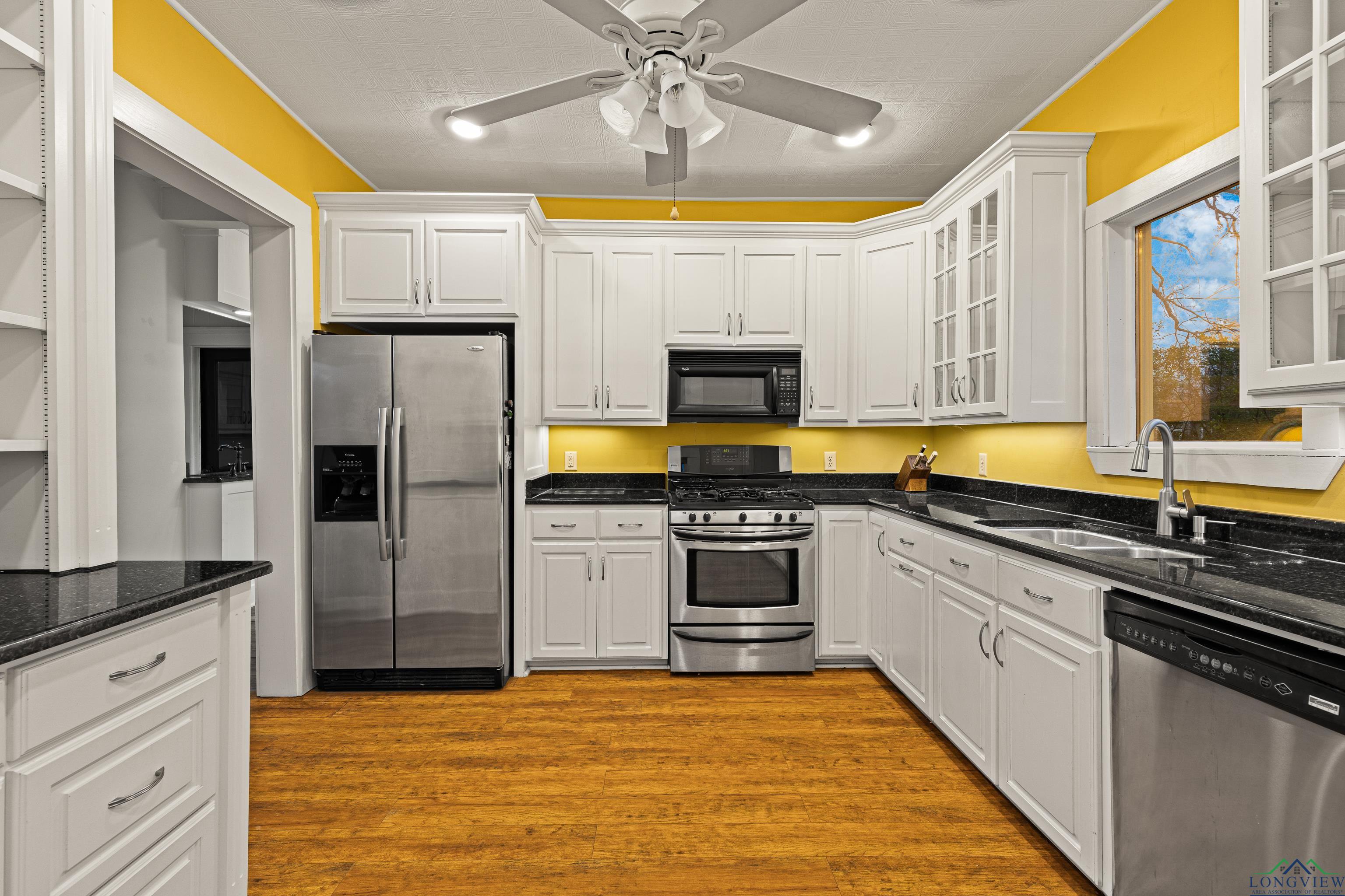 507 W Burleson, Marshall, Texas image 19