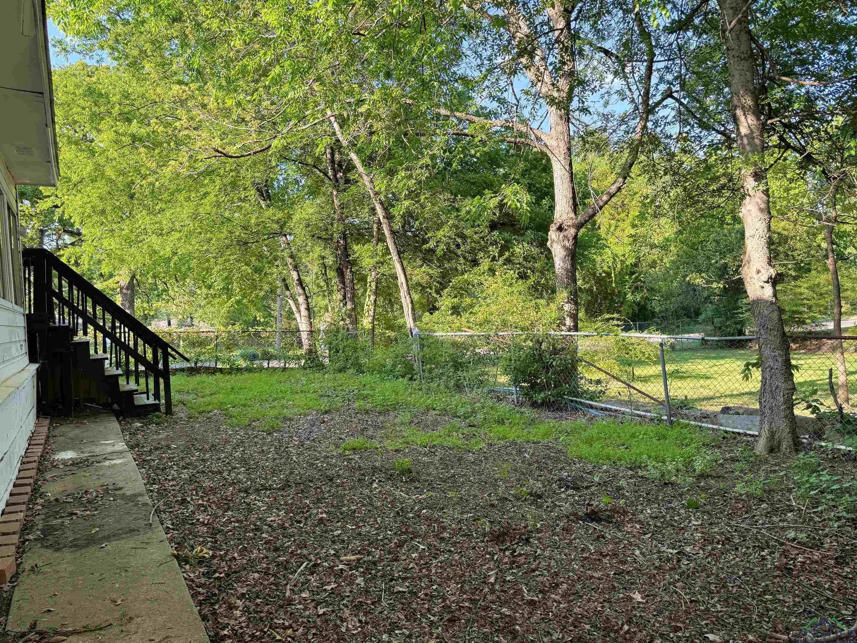 312 N Florey Street, Mount Pleasant, Texas image 19