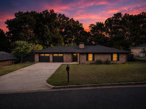 Homes For Sale - 1231 Trailwood Lane<br/> Gregg County, Longview, TX 75604